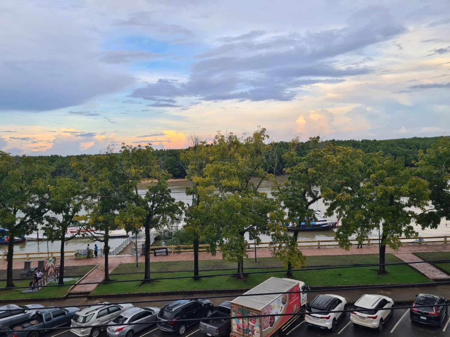  Deluxe River View Room photo 3