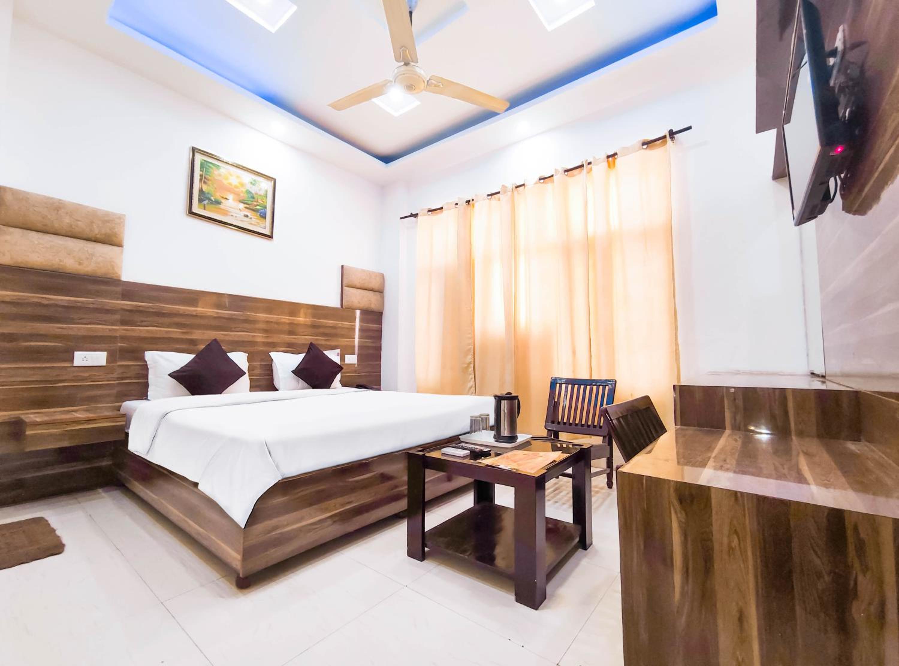 Deluxe Double or Twin Room - Photo 1