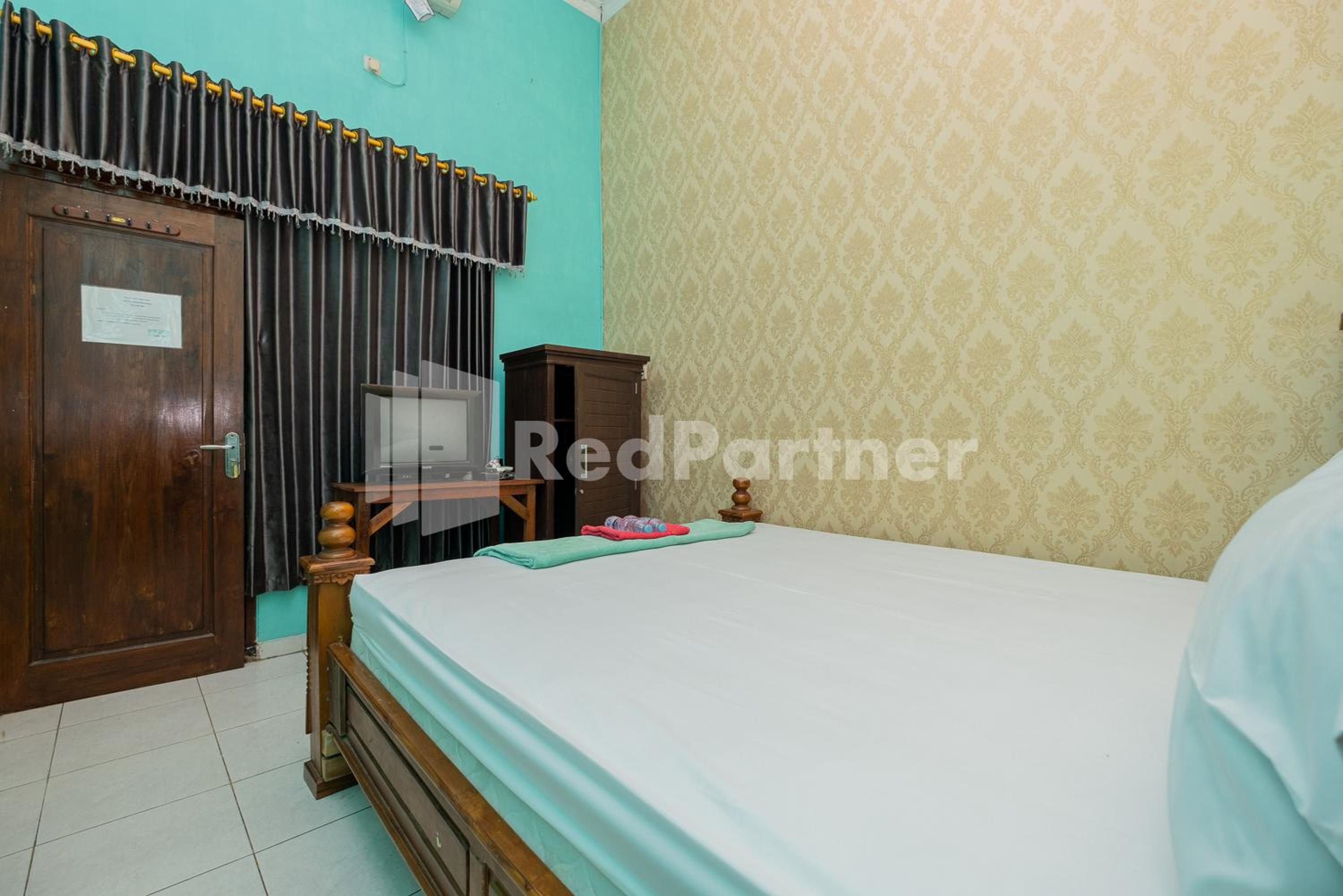 Standard Double Room - Photo 3