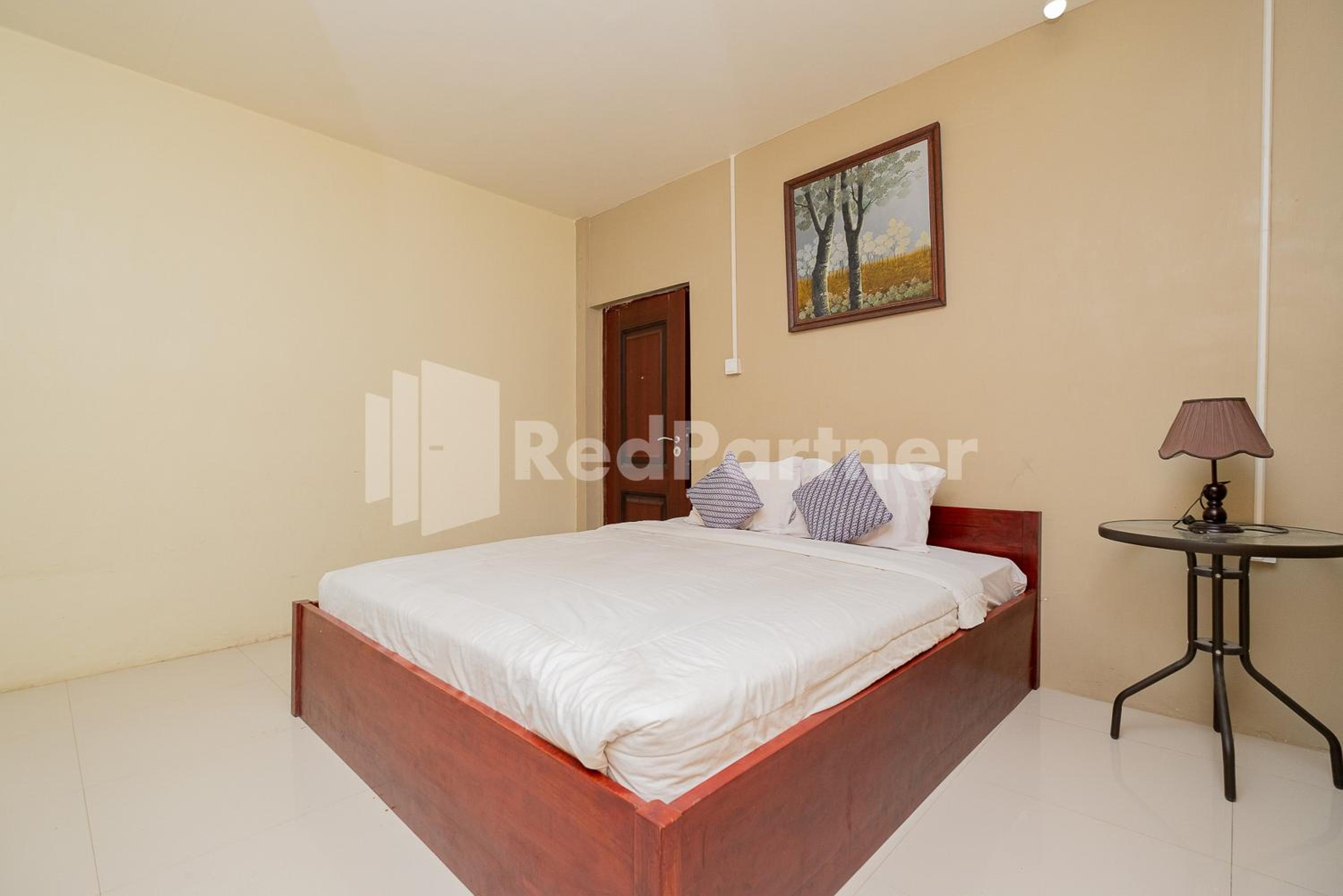 Deluxe Room - Photo 1