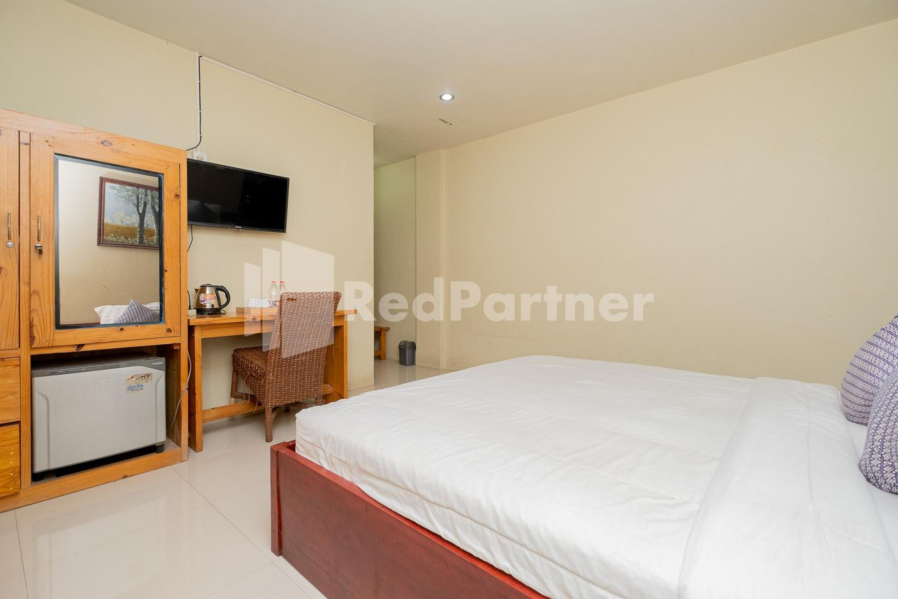 Deluxe Room - Photo 3