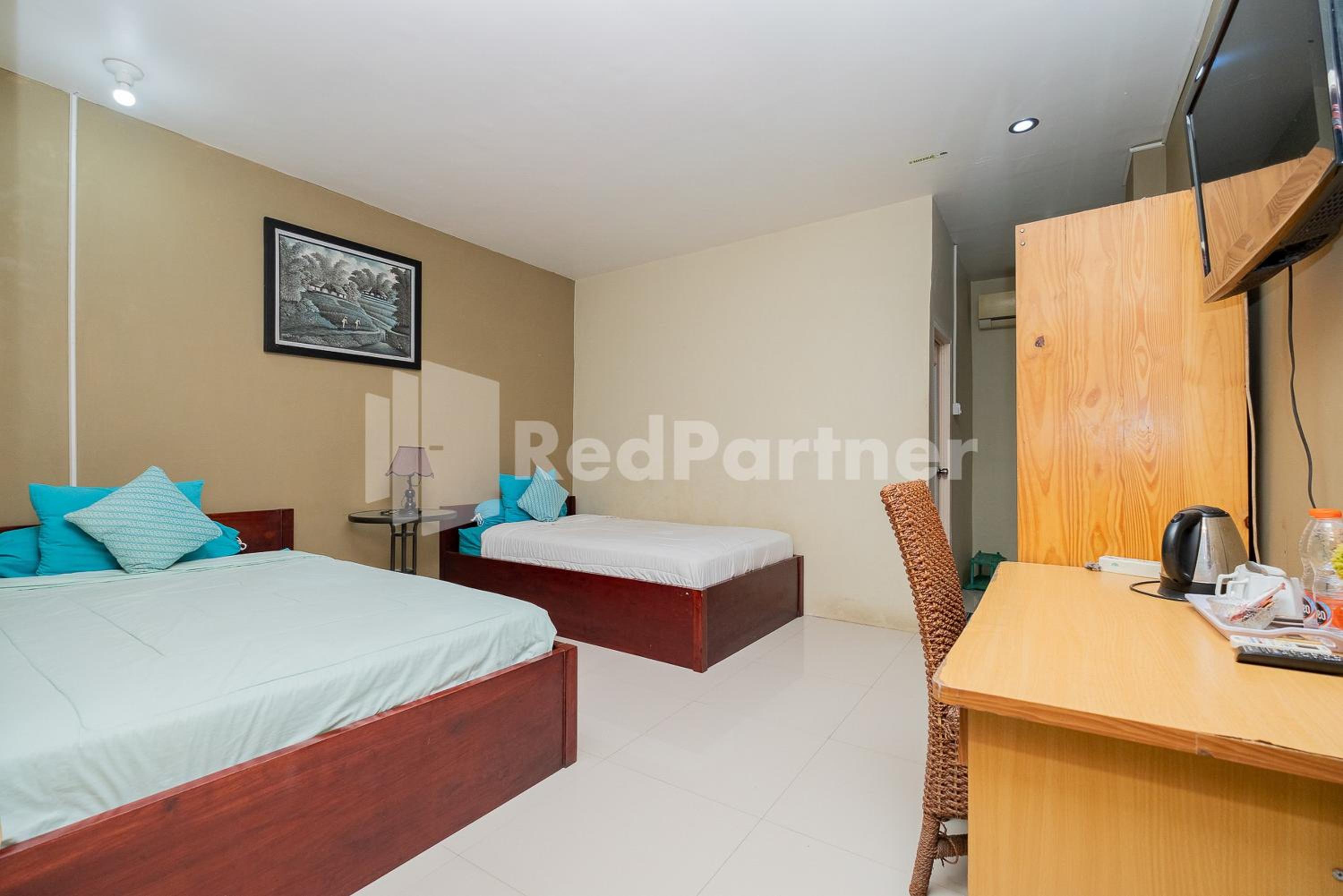 Twin Room - Photo 2