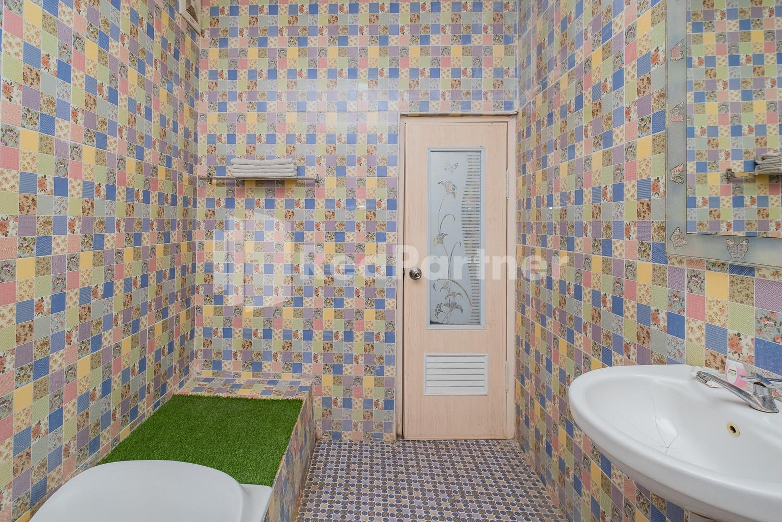 Twin Room - Photo 4