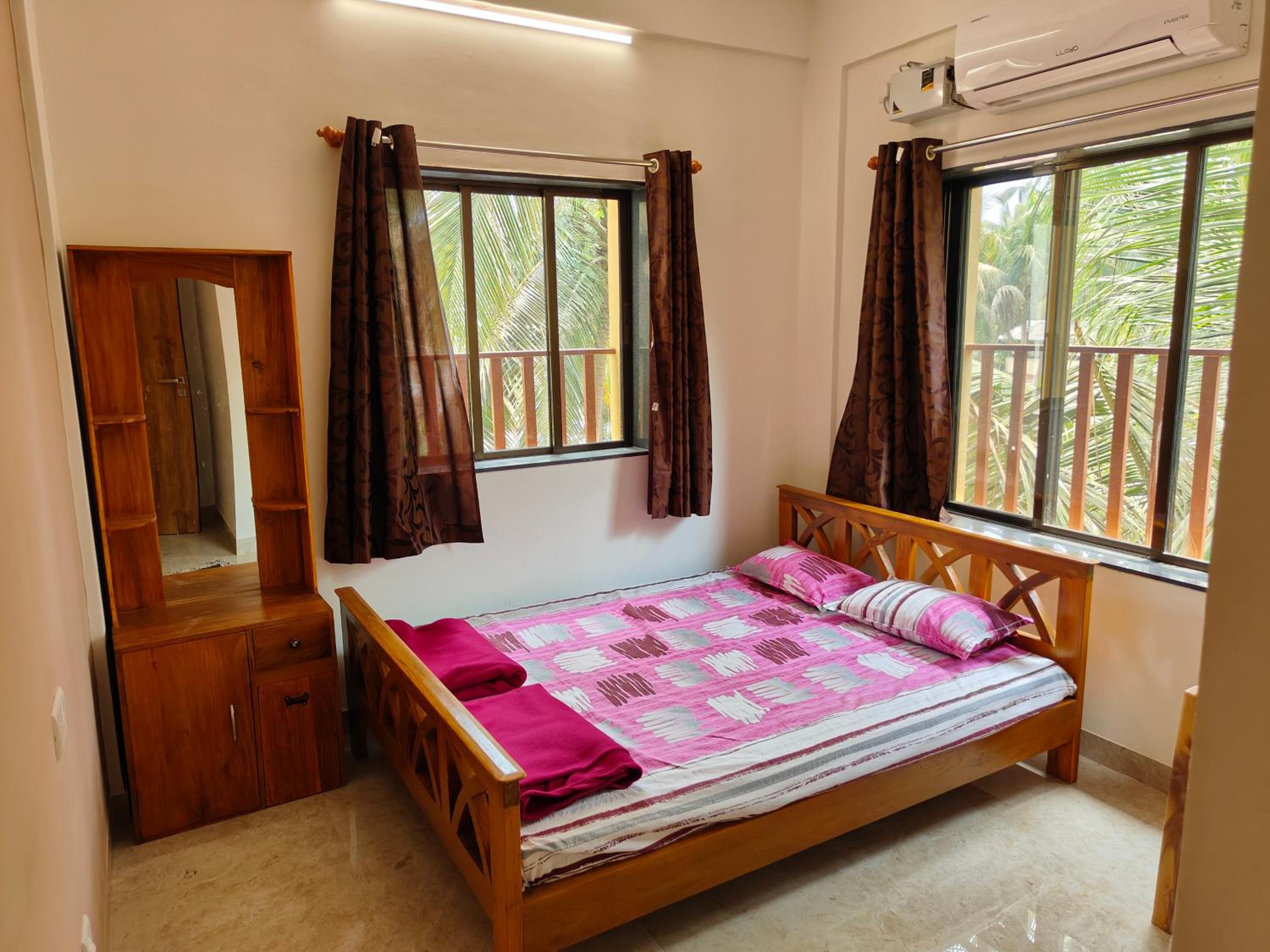 Double Room With Private Bathroom photo 1