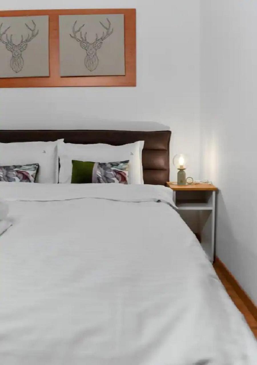 One-Bedroom Apartment - Photo 7