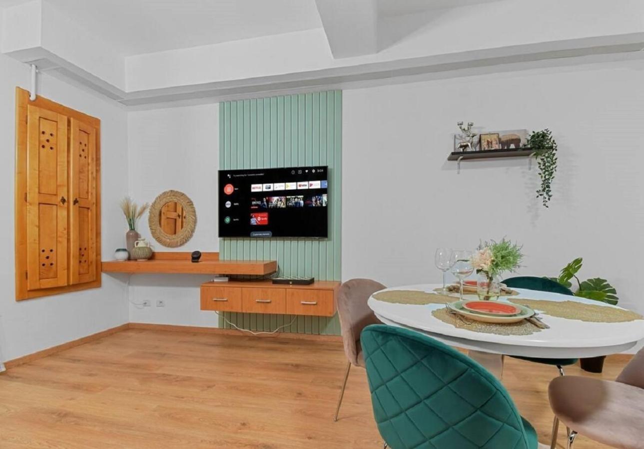 One-Bedroom Apartment - Photo 9