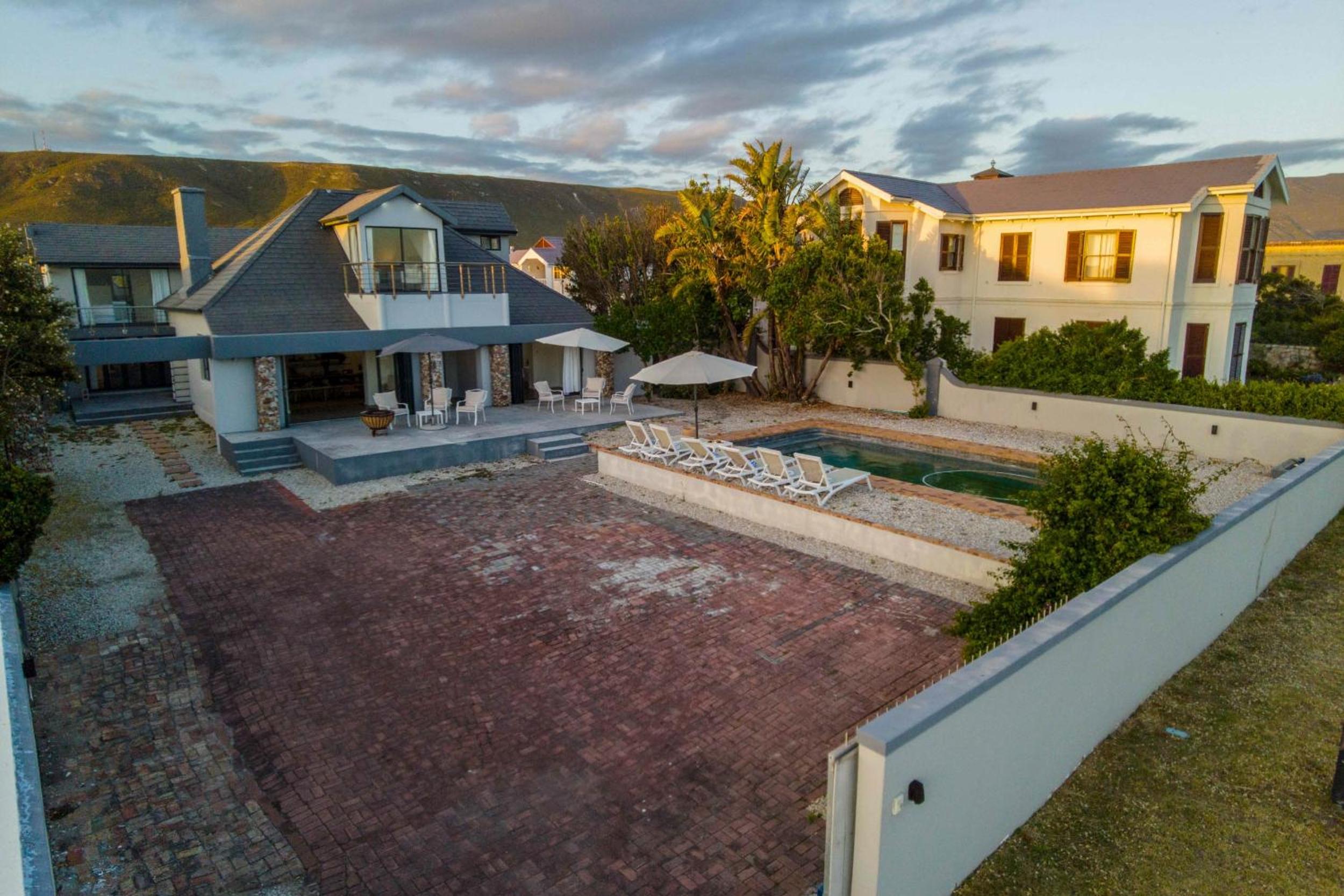 Vacation Home photo 3