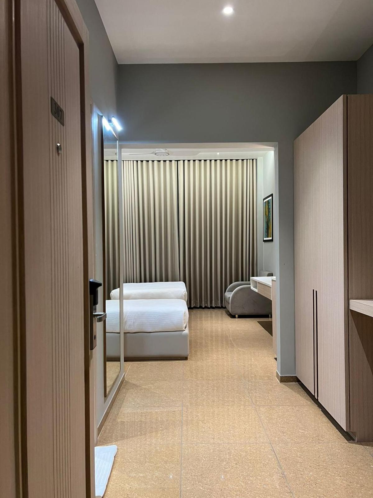 Superior Triple Room