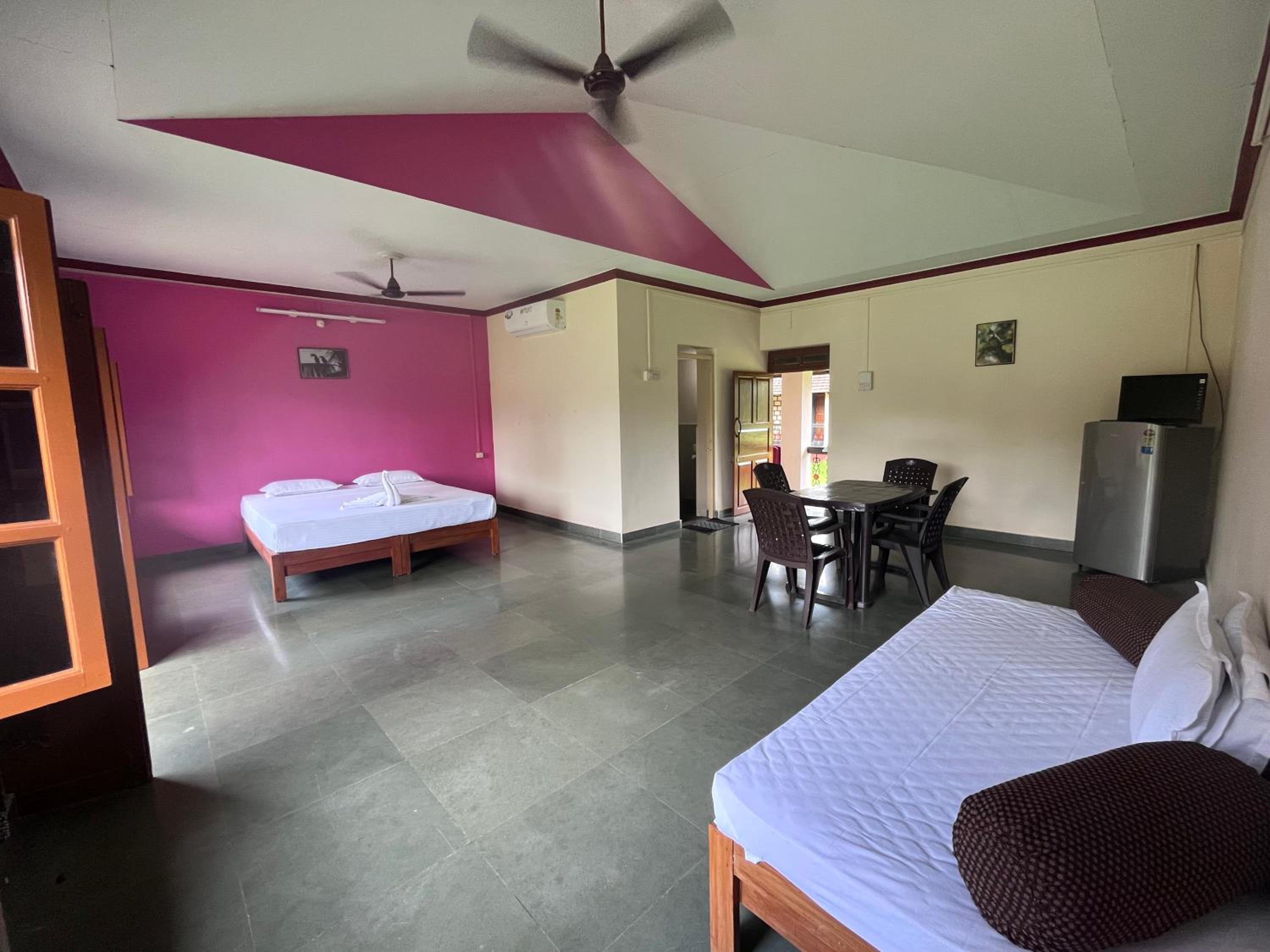 King Room With Pool View photo 3