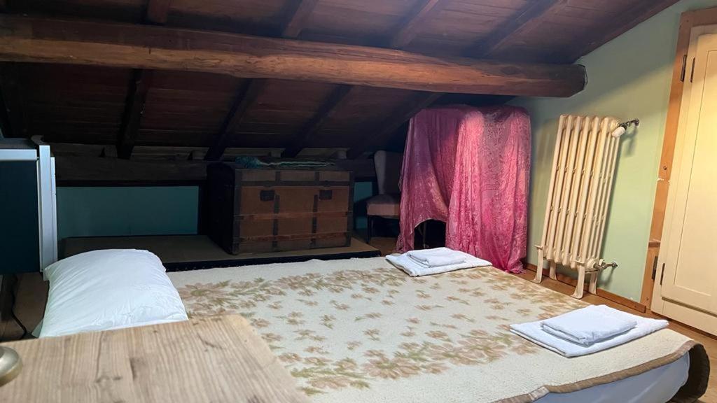 Deluxe Room (2 Adults + 1 Child) photo 1