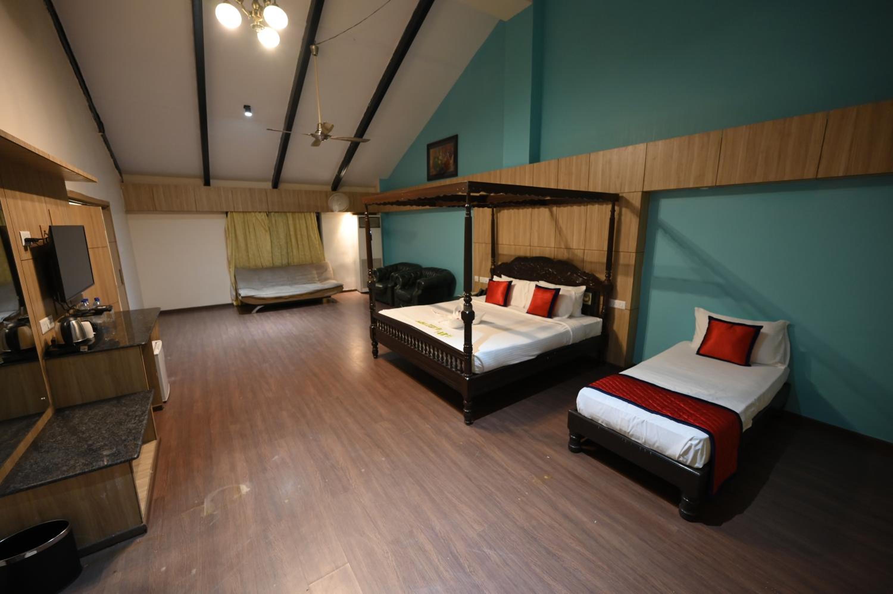 Suite photo 1