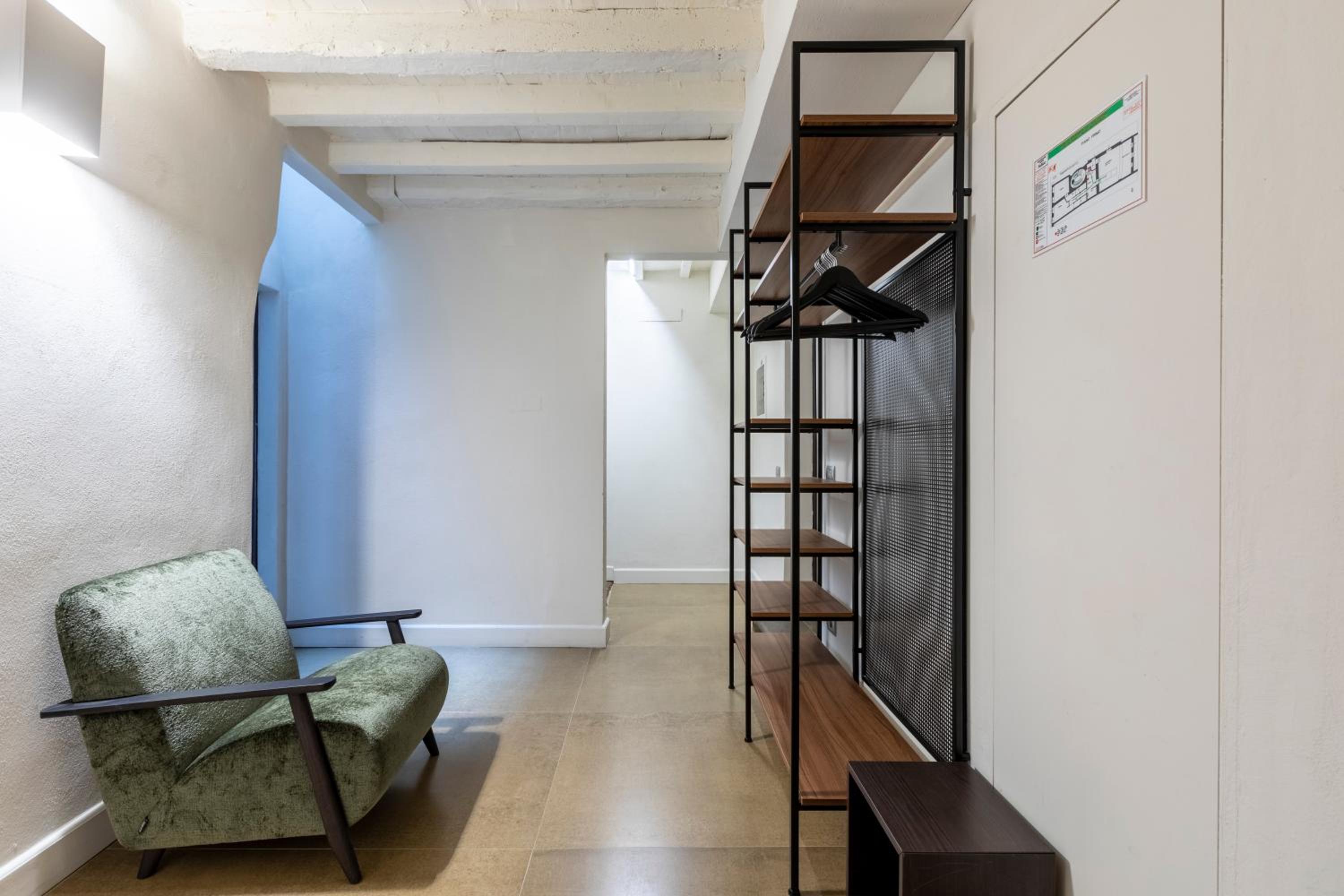 2 Bedroom Apartment with Sofa Bed photo 2