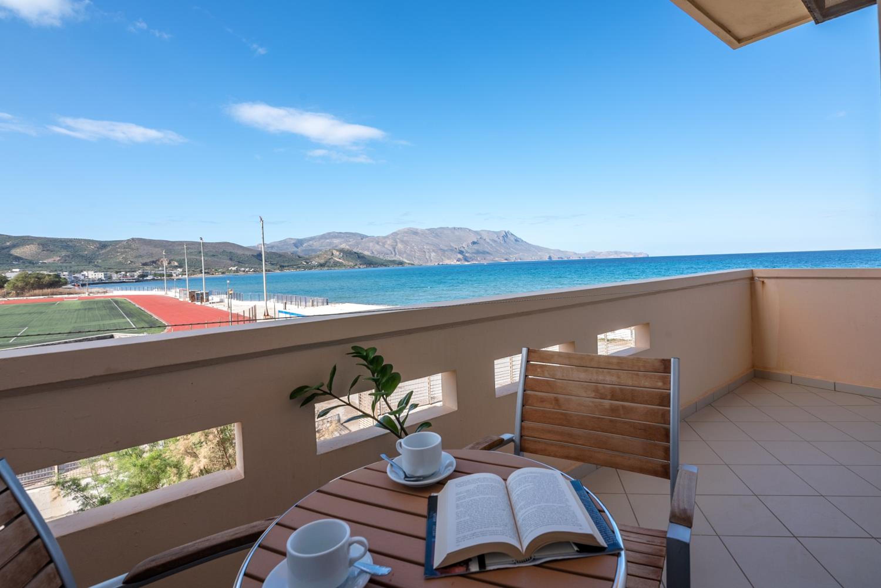 Double Room with Sea View - Photo 5