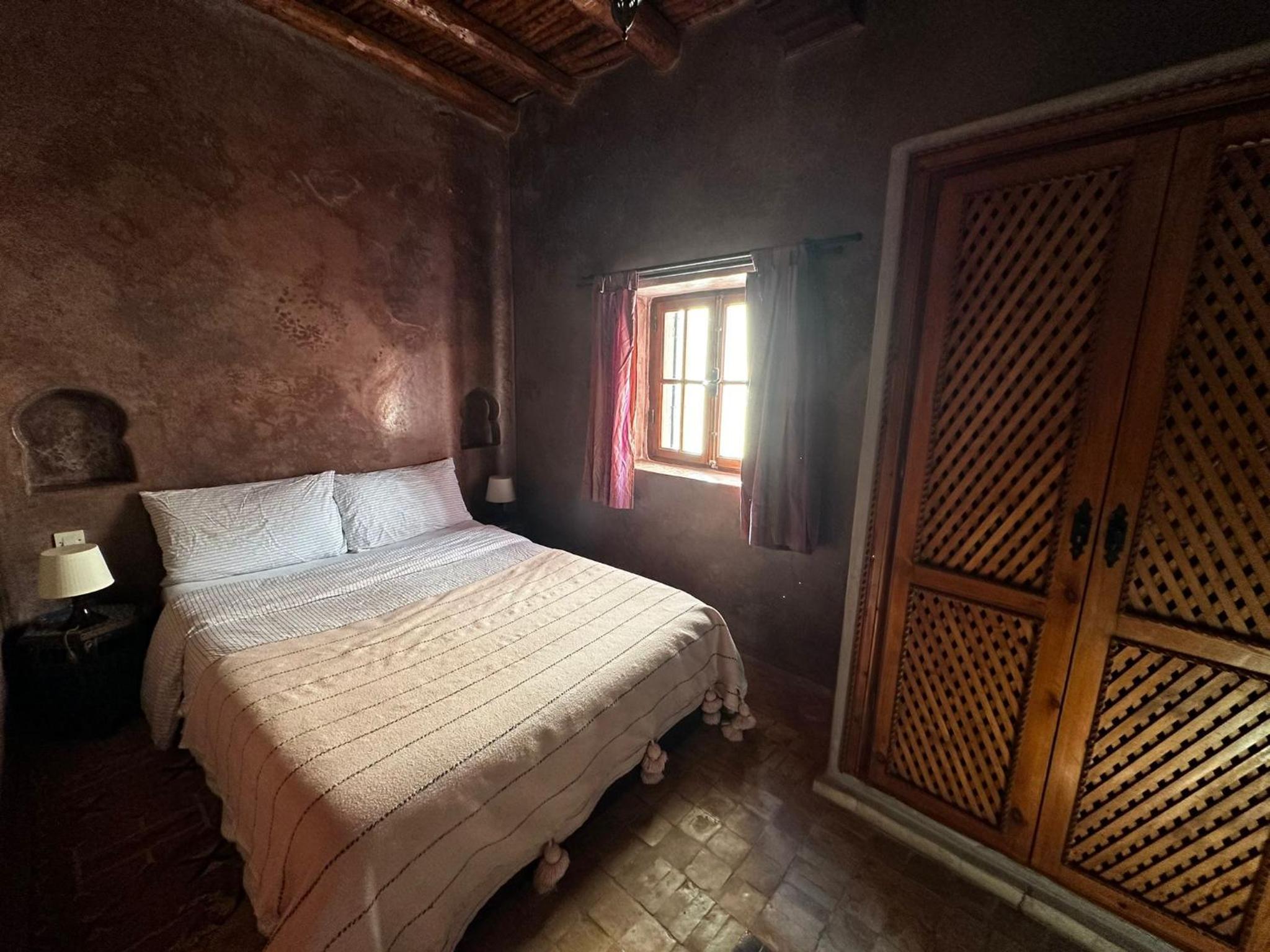 Double Room with Extra Bed - Photo 16