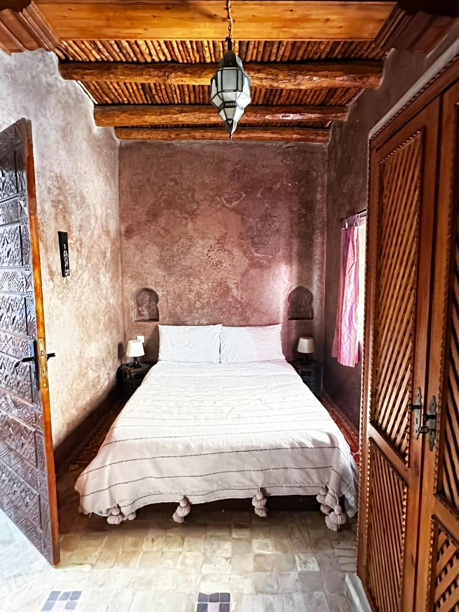 Double Room with Extra Bed - Photo 23
