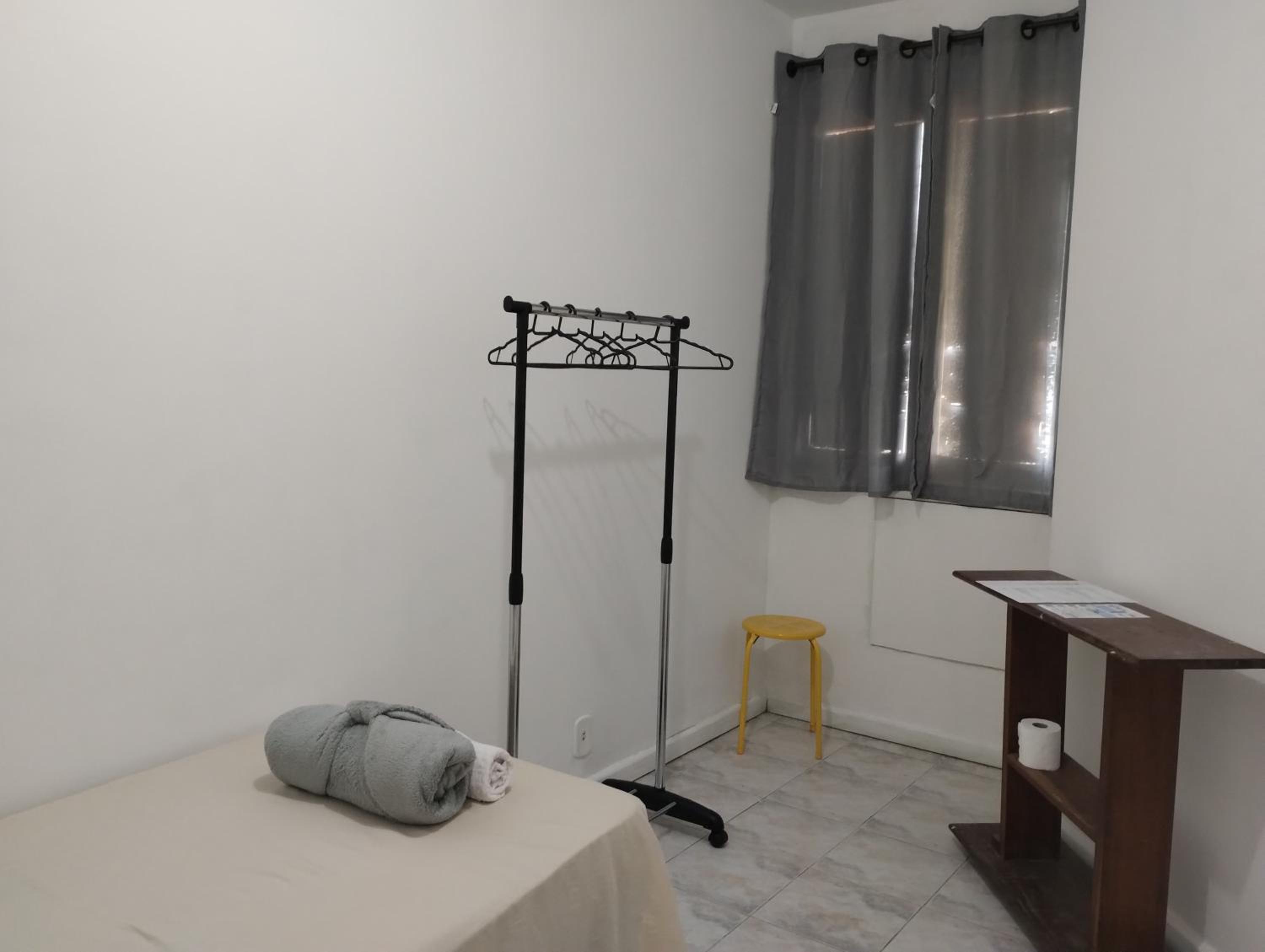 Single Room With Shared Bathroom photo 2