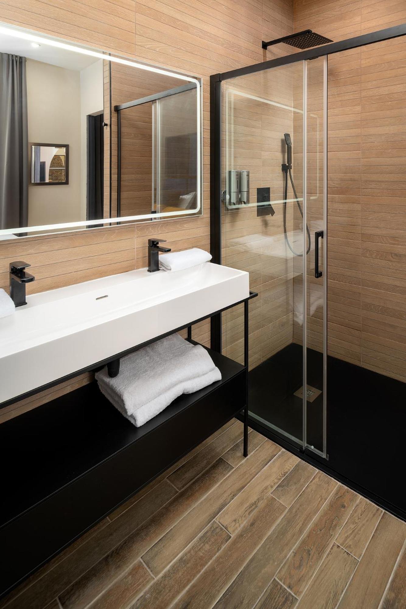 Suite photo 2