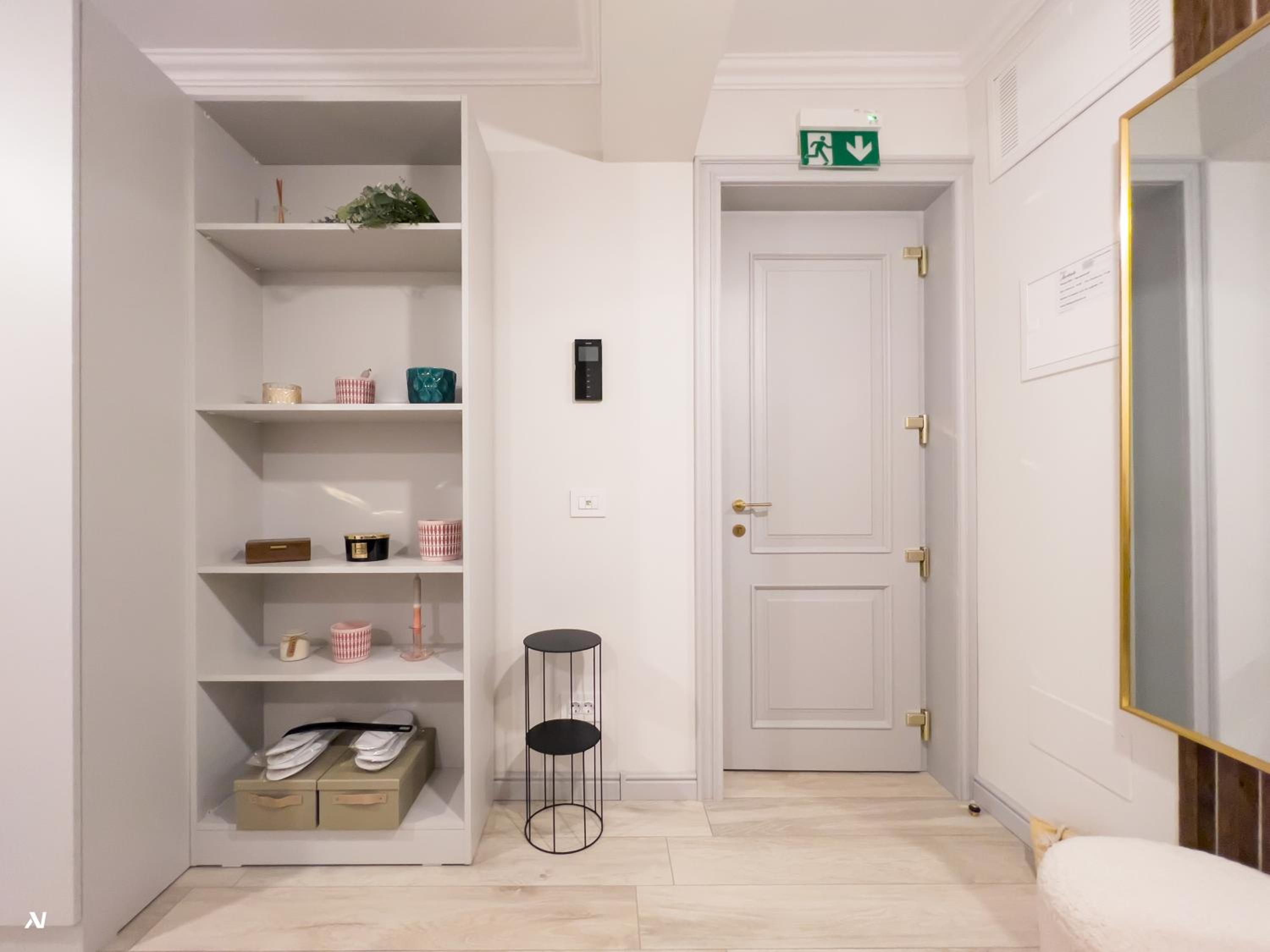 Two-Bedroom Apartment - Photo 45