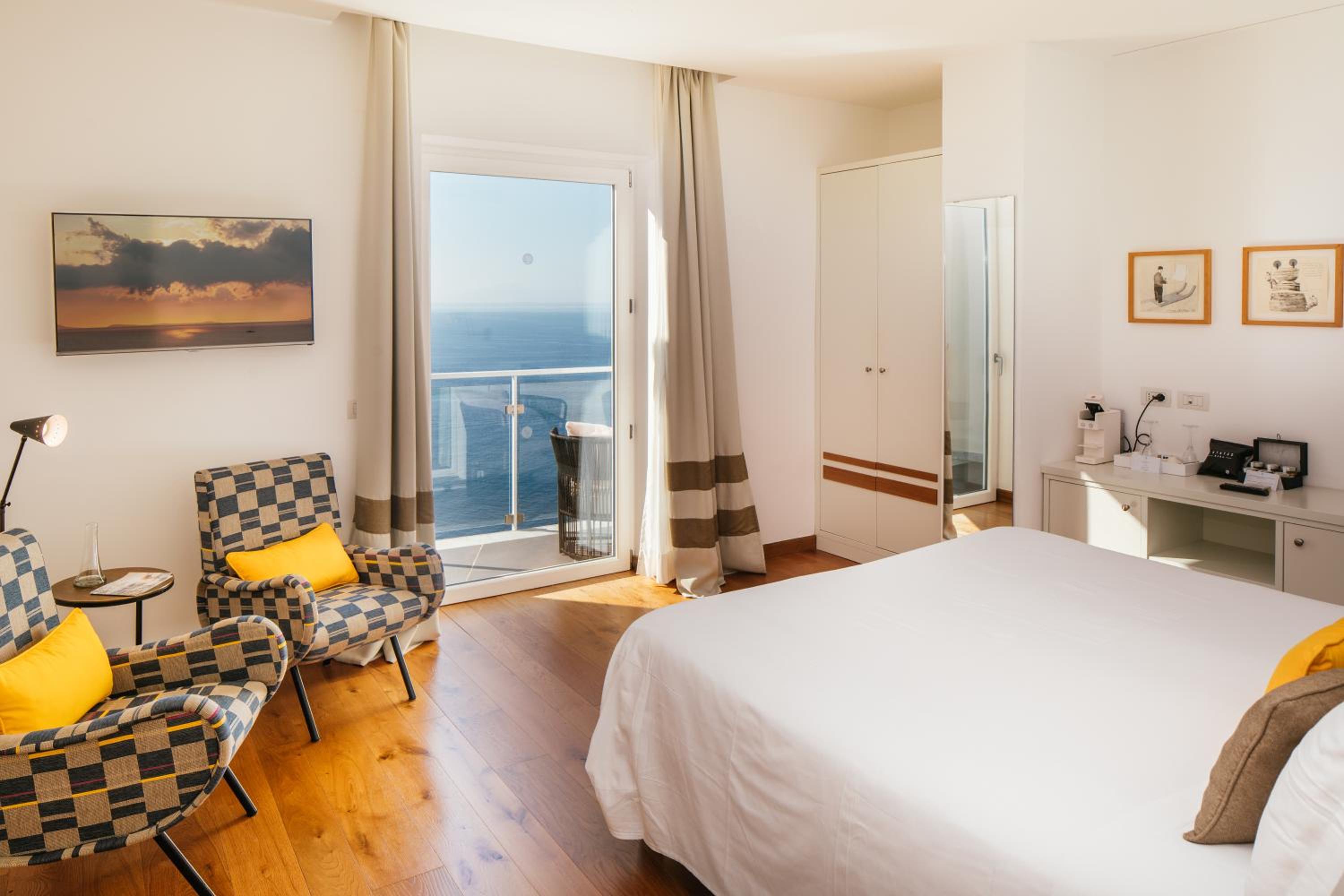 Junior Suite with Sea View