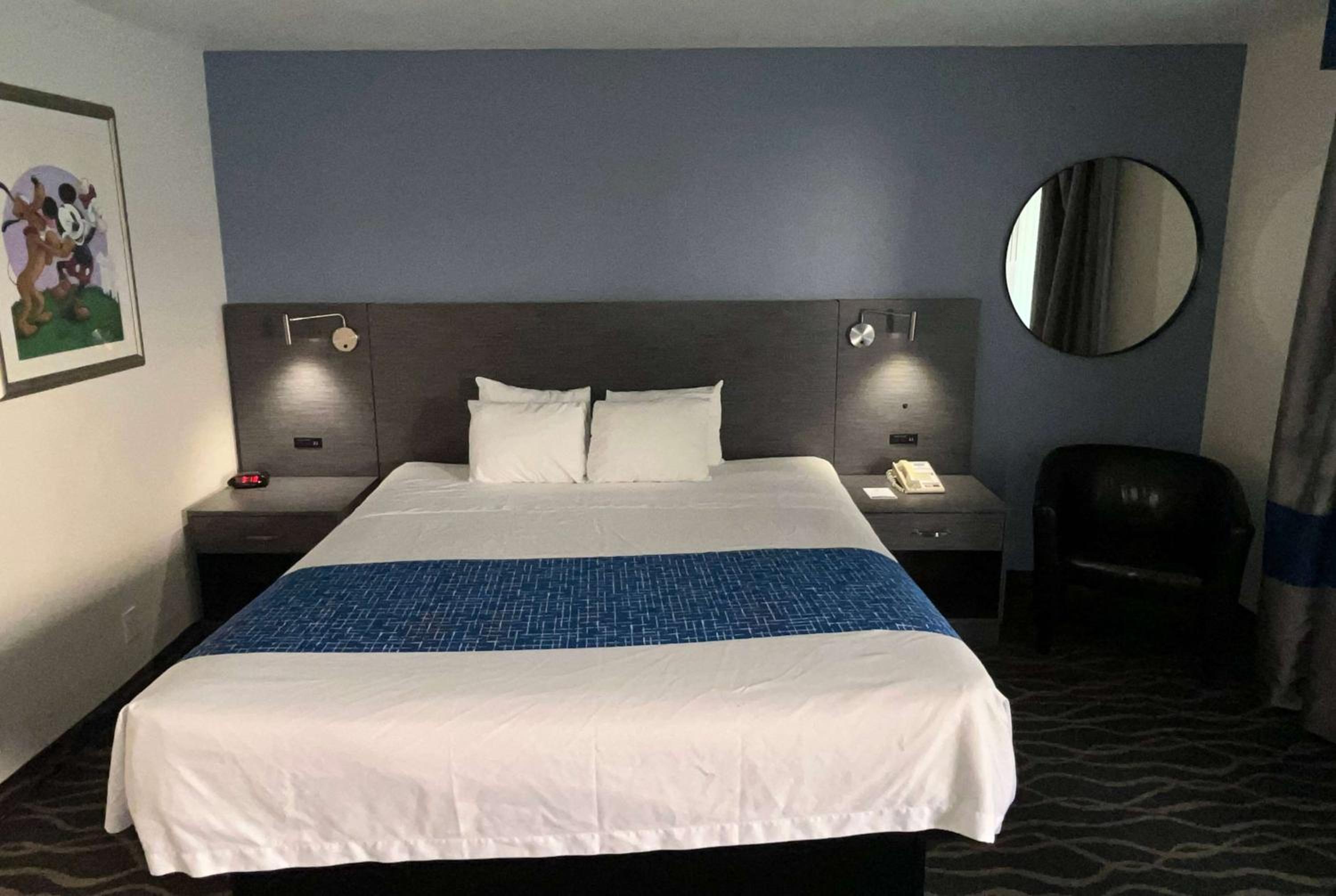 King Room - Non-Smoking