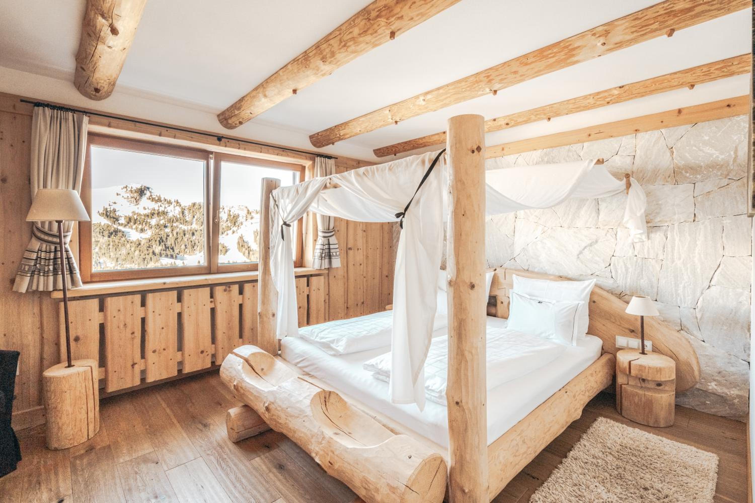 Double Room with Mountain View