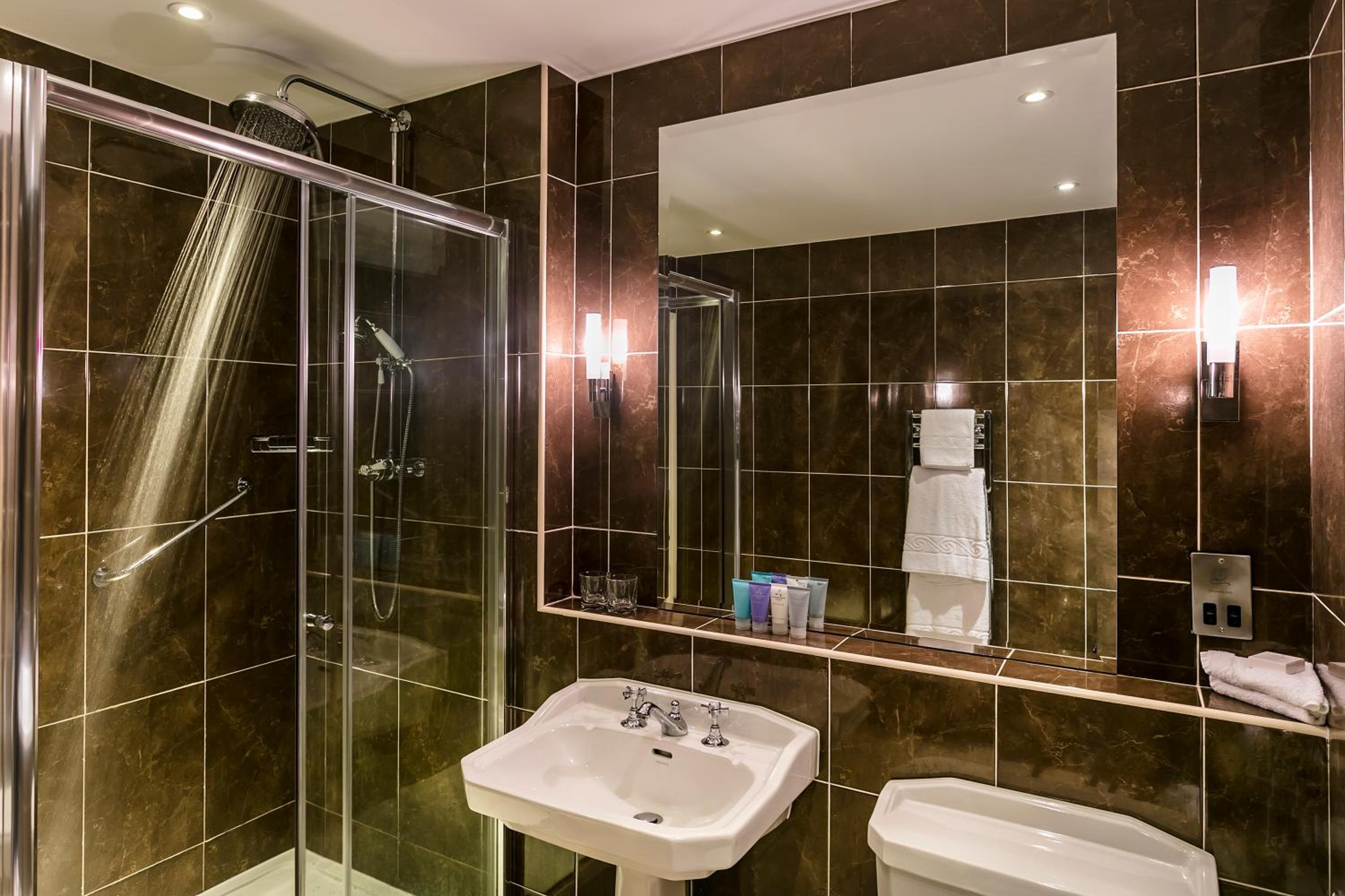 Superior Double or Twin I Excluding Pool & Spa Access - Photo 4