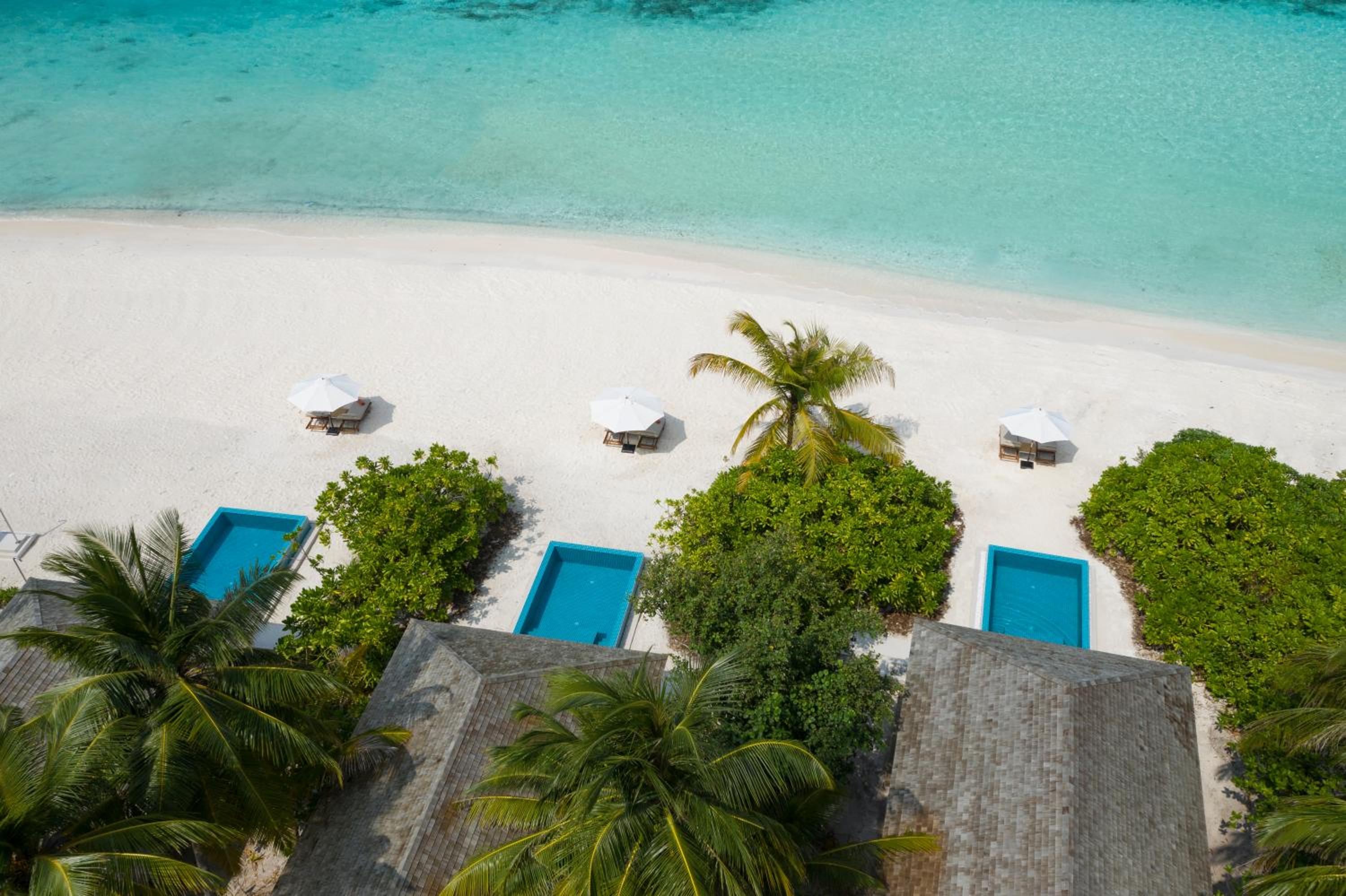 Beach Villa with Pool - Photo 5