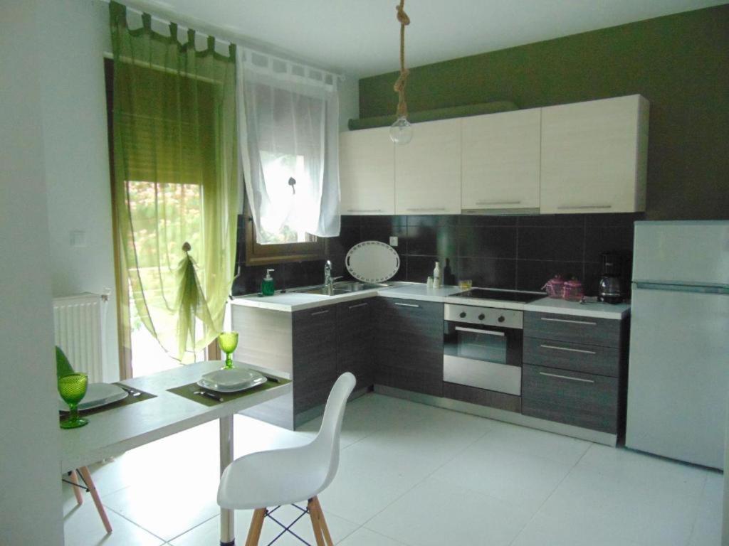Three-Bedroom Villa photo 2
