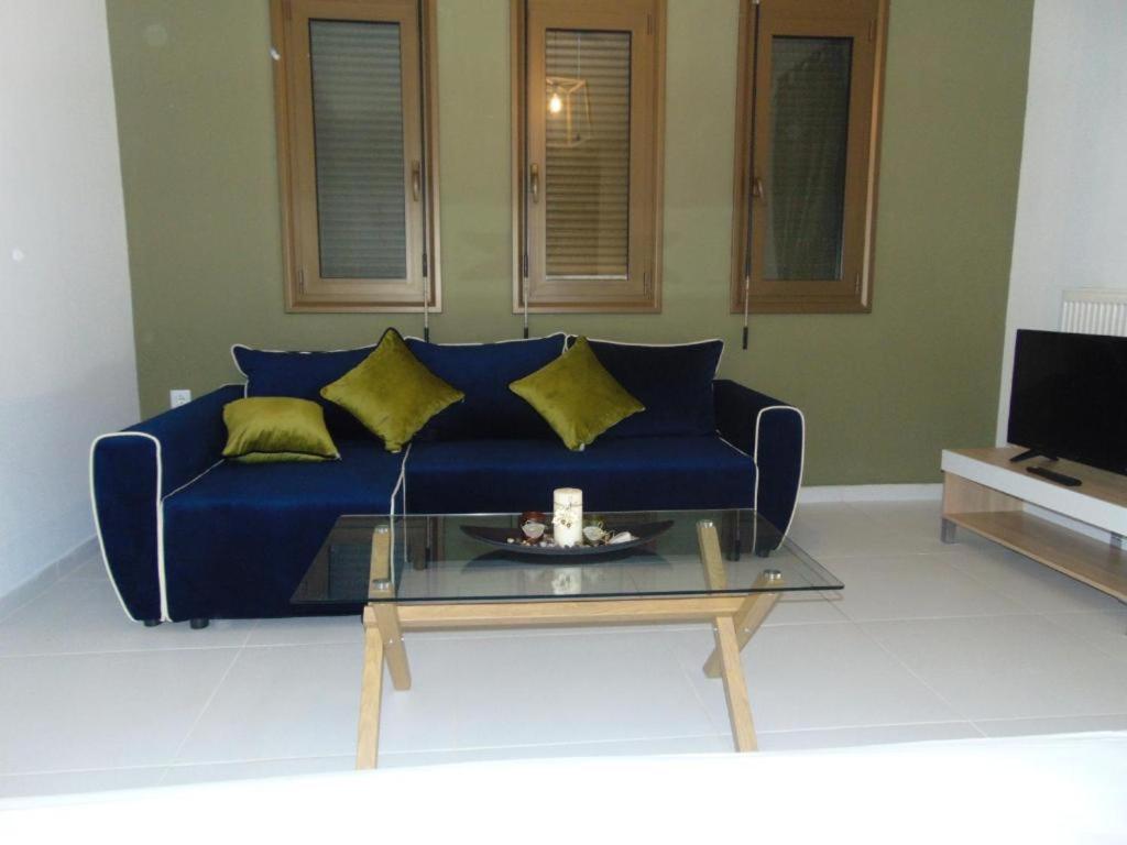 Three-Bedroom Villa photo 3