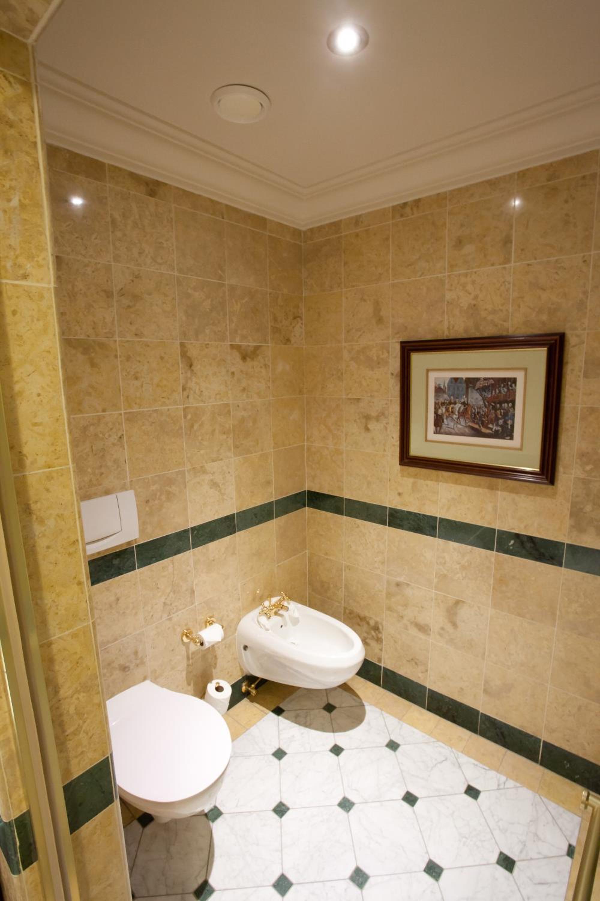 Presidential Suite photo 3