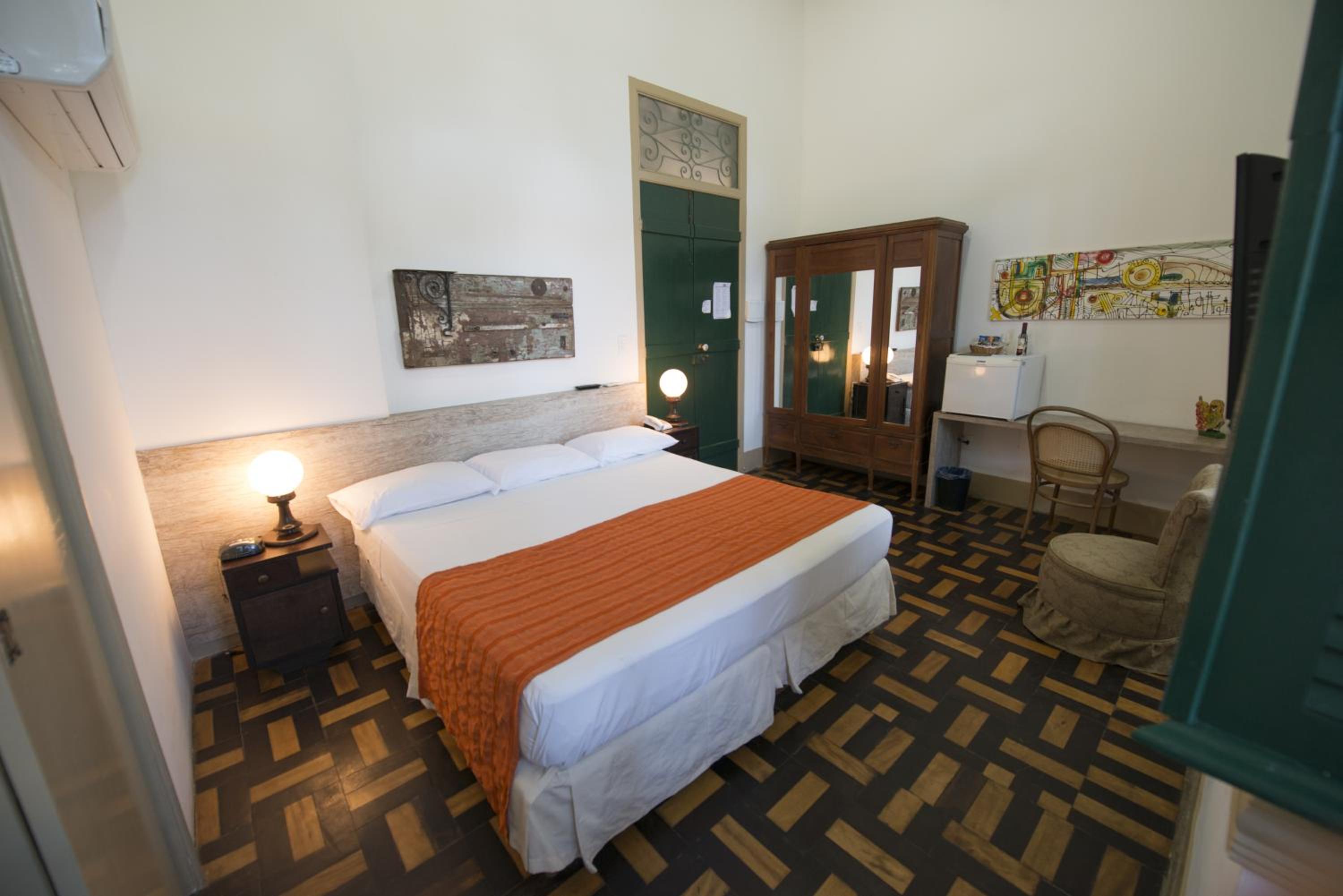 Deluxe Room photo 3