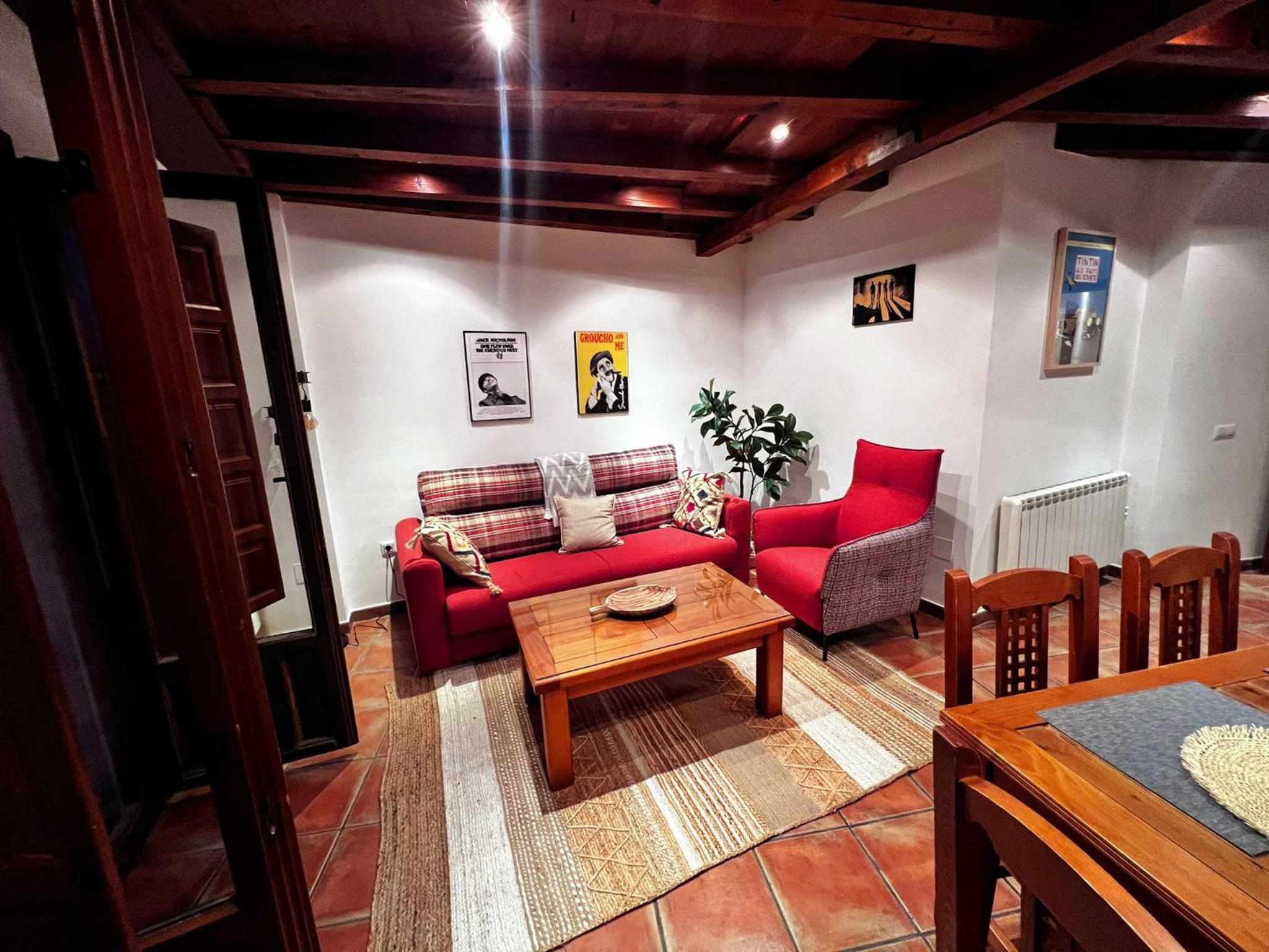 Apartment with Mountain View photo 3