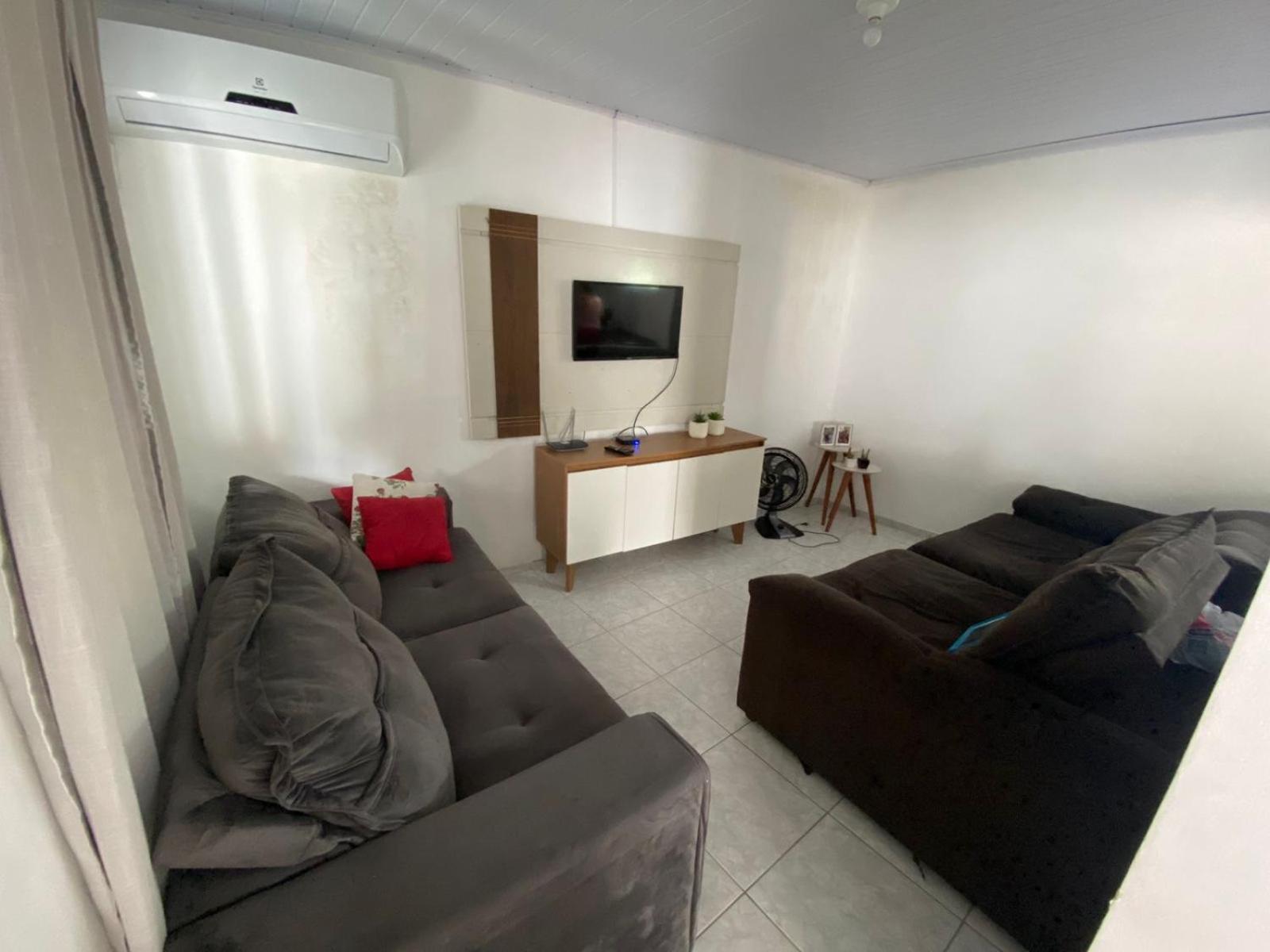 One-Bedroom House photo 1
