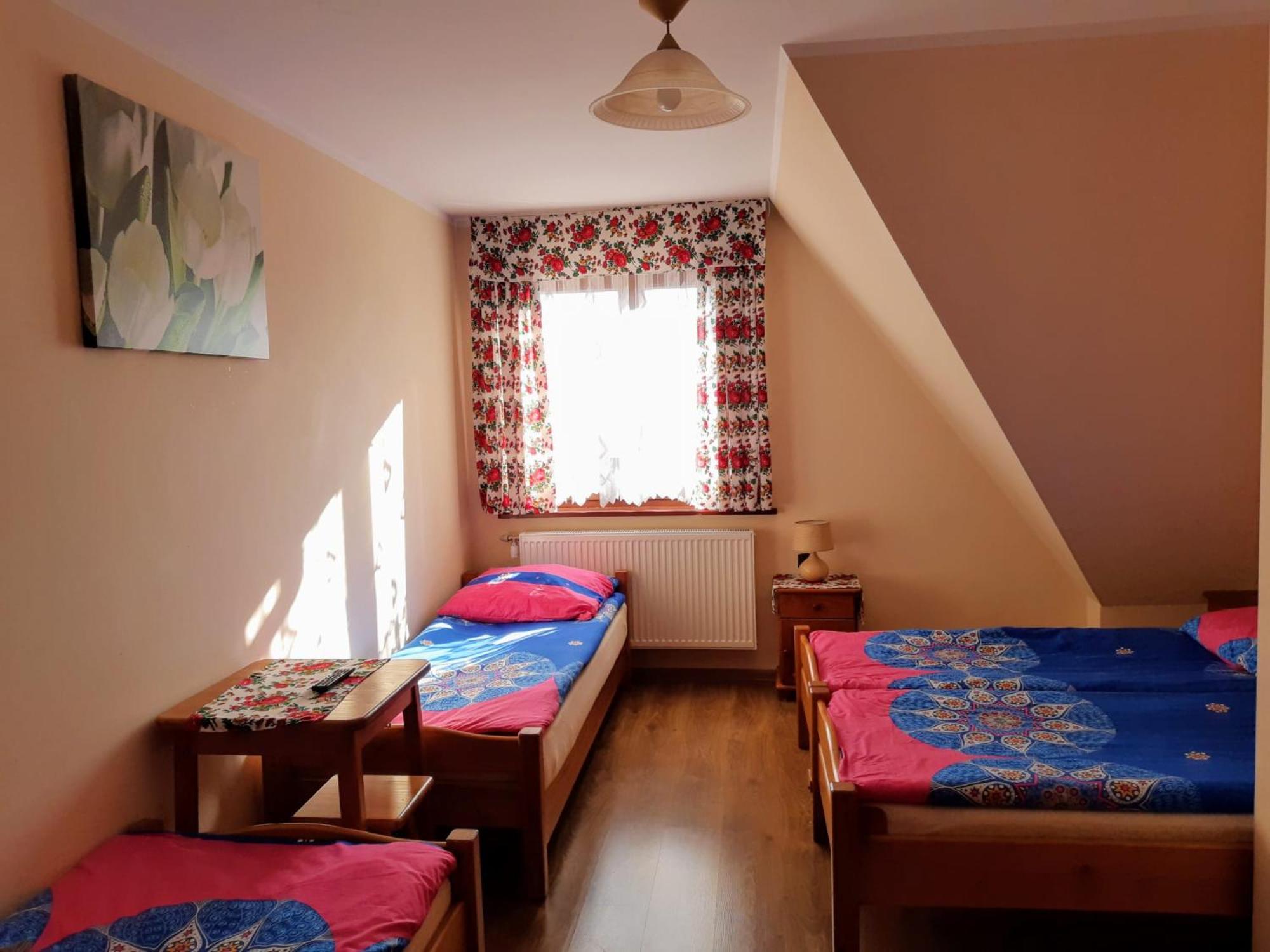 Quadruple Room with Mountain View photo 2