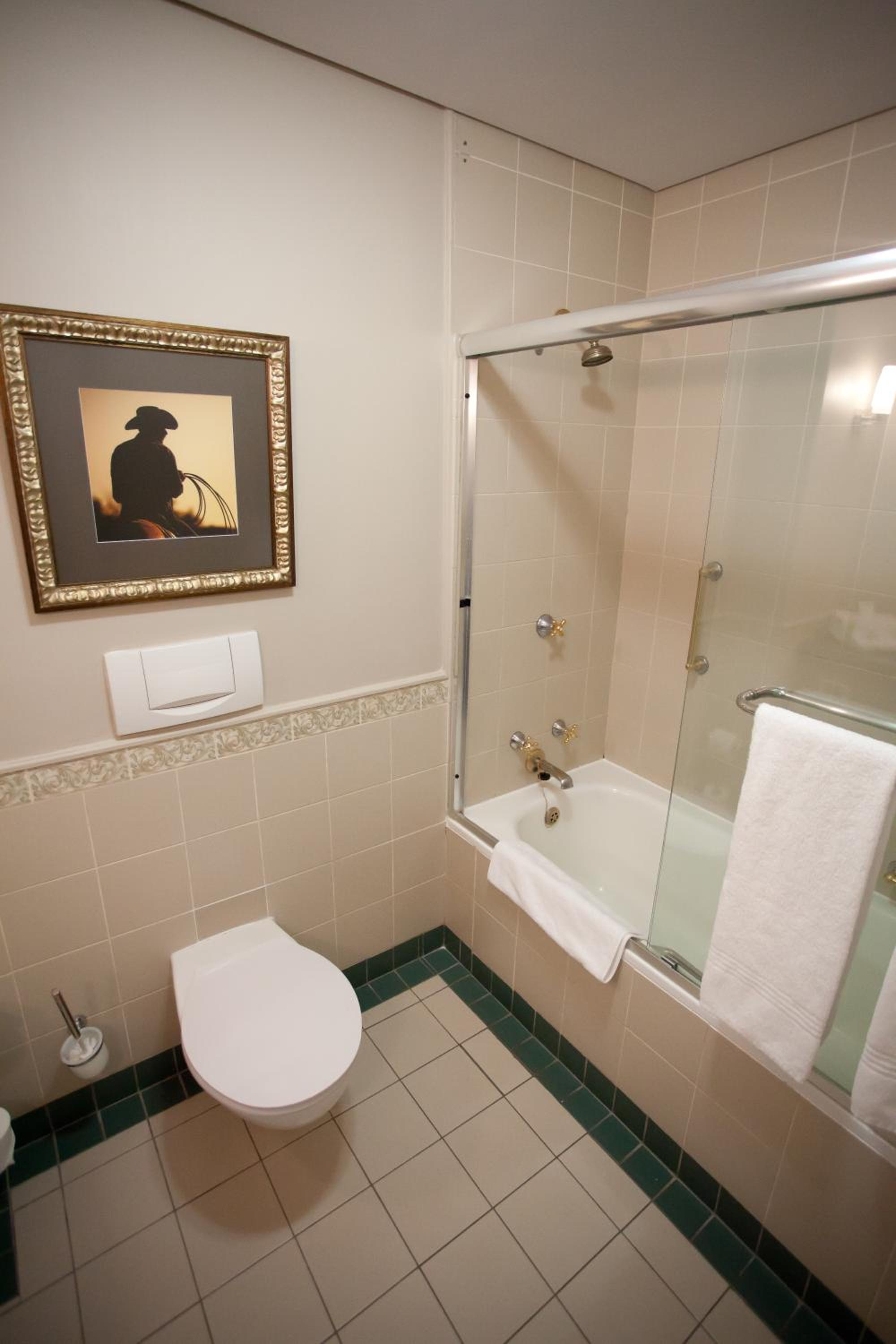 Classic King Room photo 2