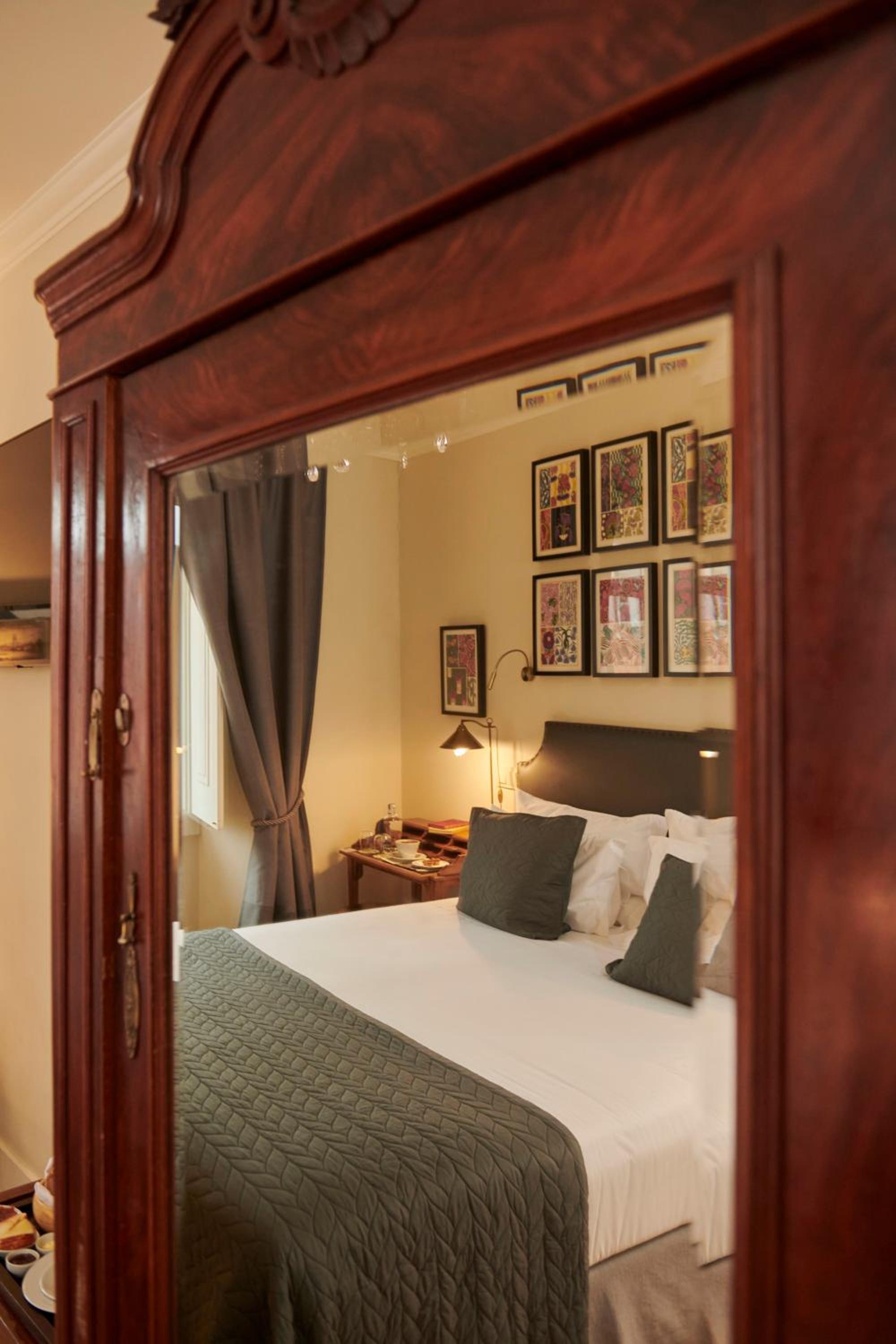 Standard Double or Twin Room - Photo 4