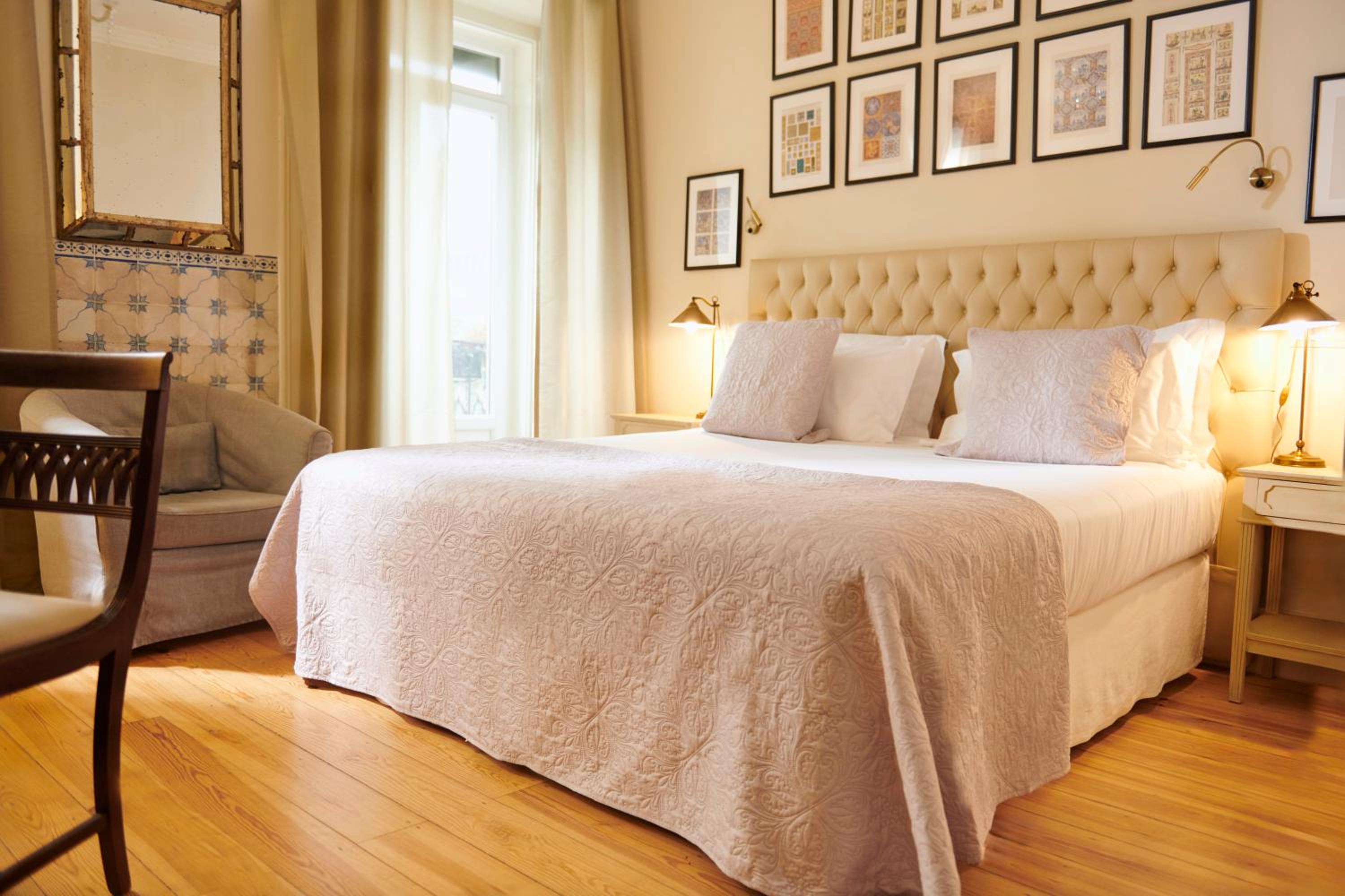 Superior Double or Twin Room with Garden View - Photo 2