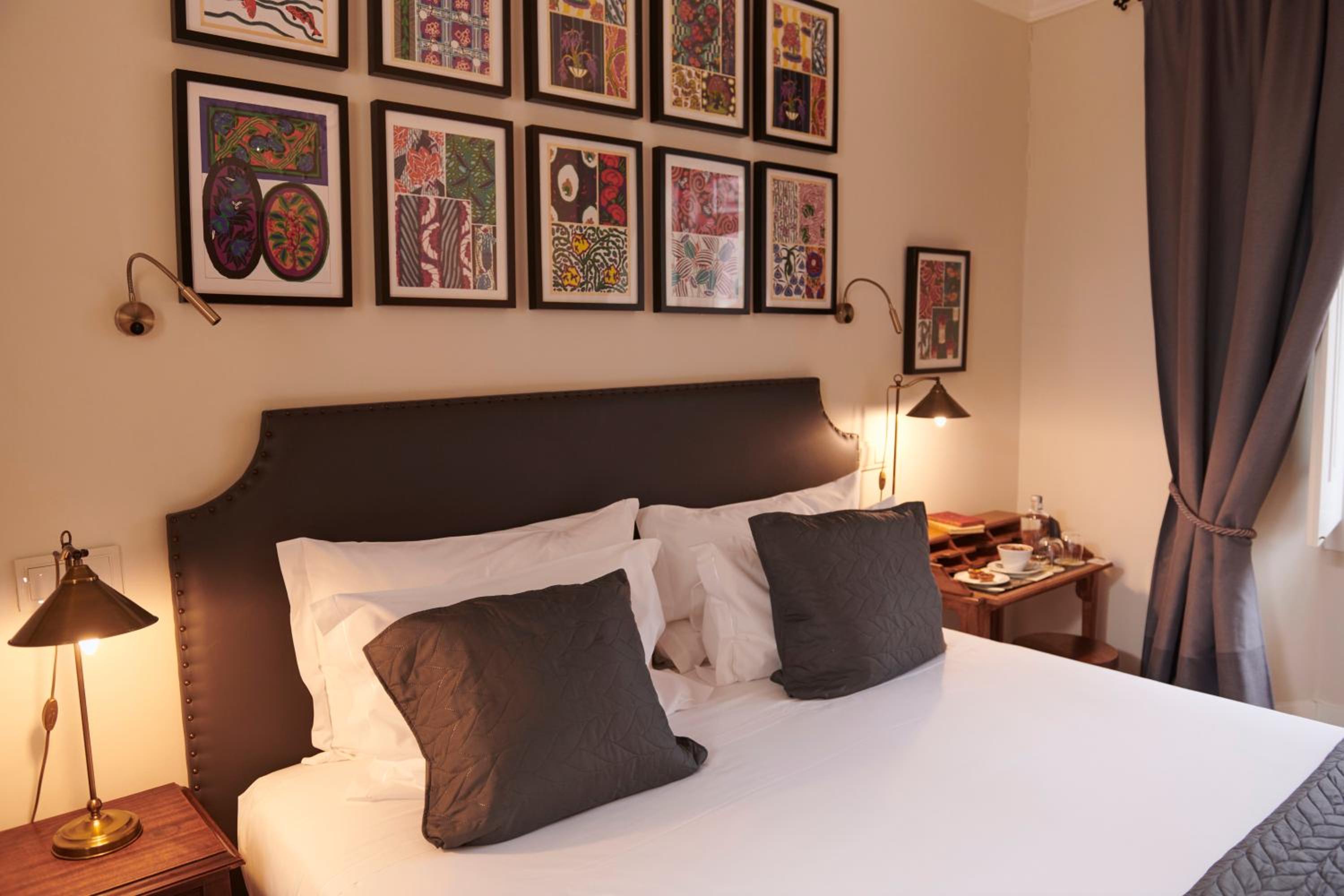 Standard Double or Twin Room - Photo 6