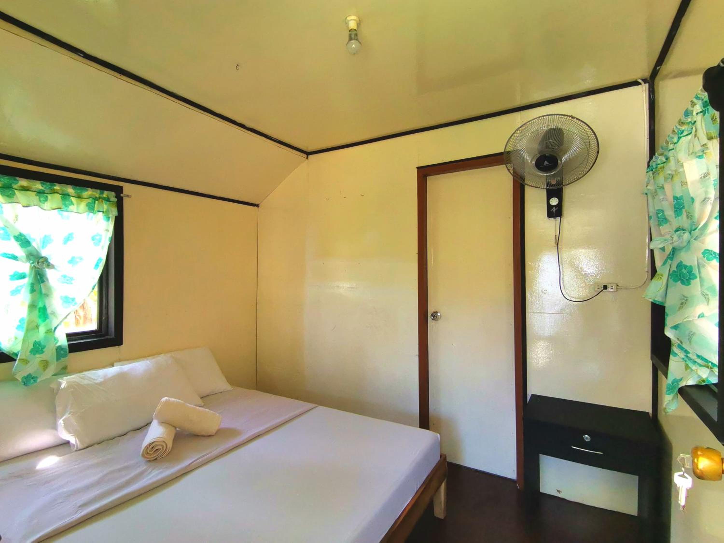 Bungalow with Fan photo 1