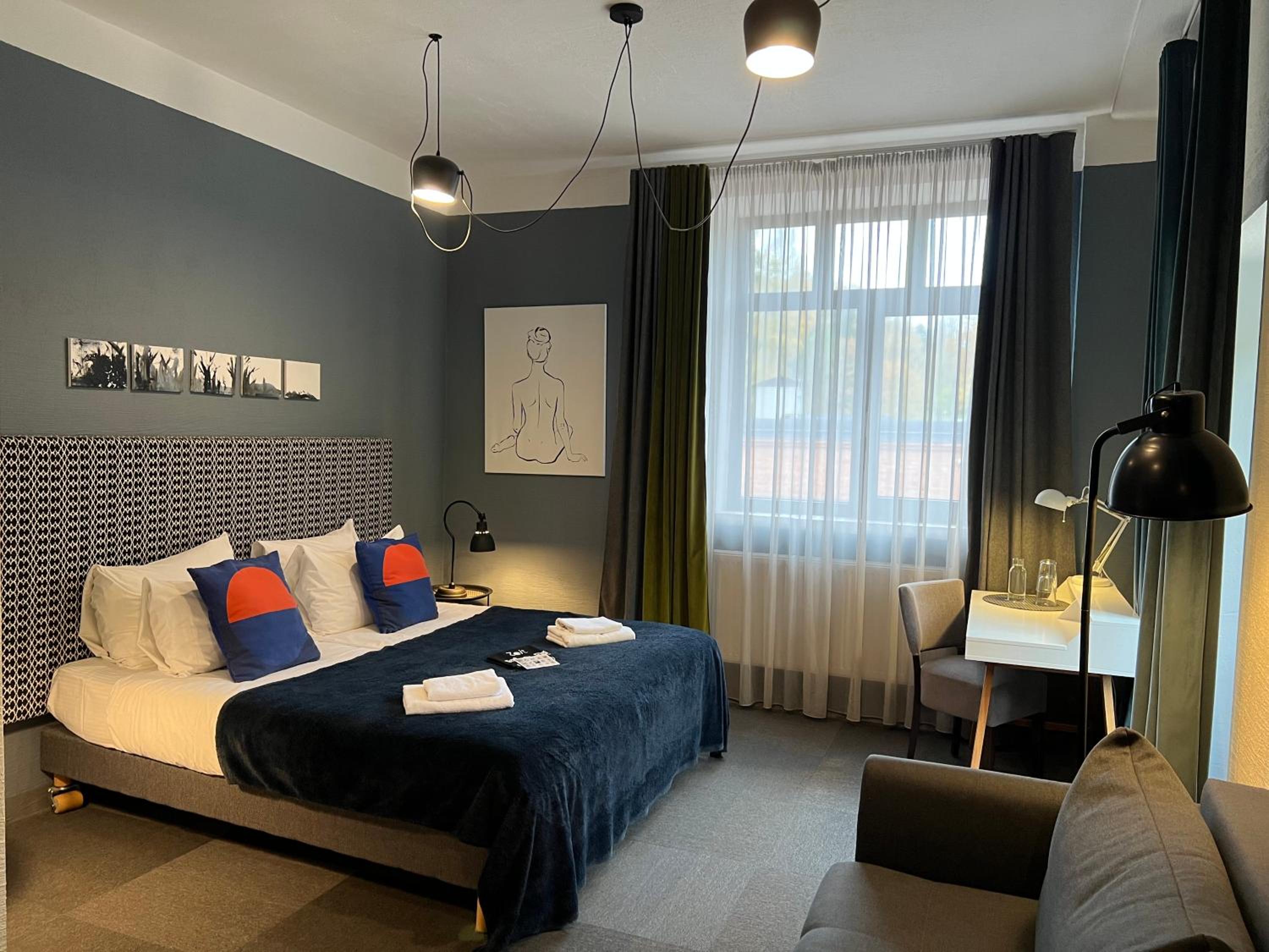 Double or Twin Room (Writer´s Room) - Photo 1