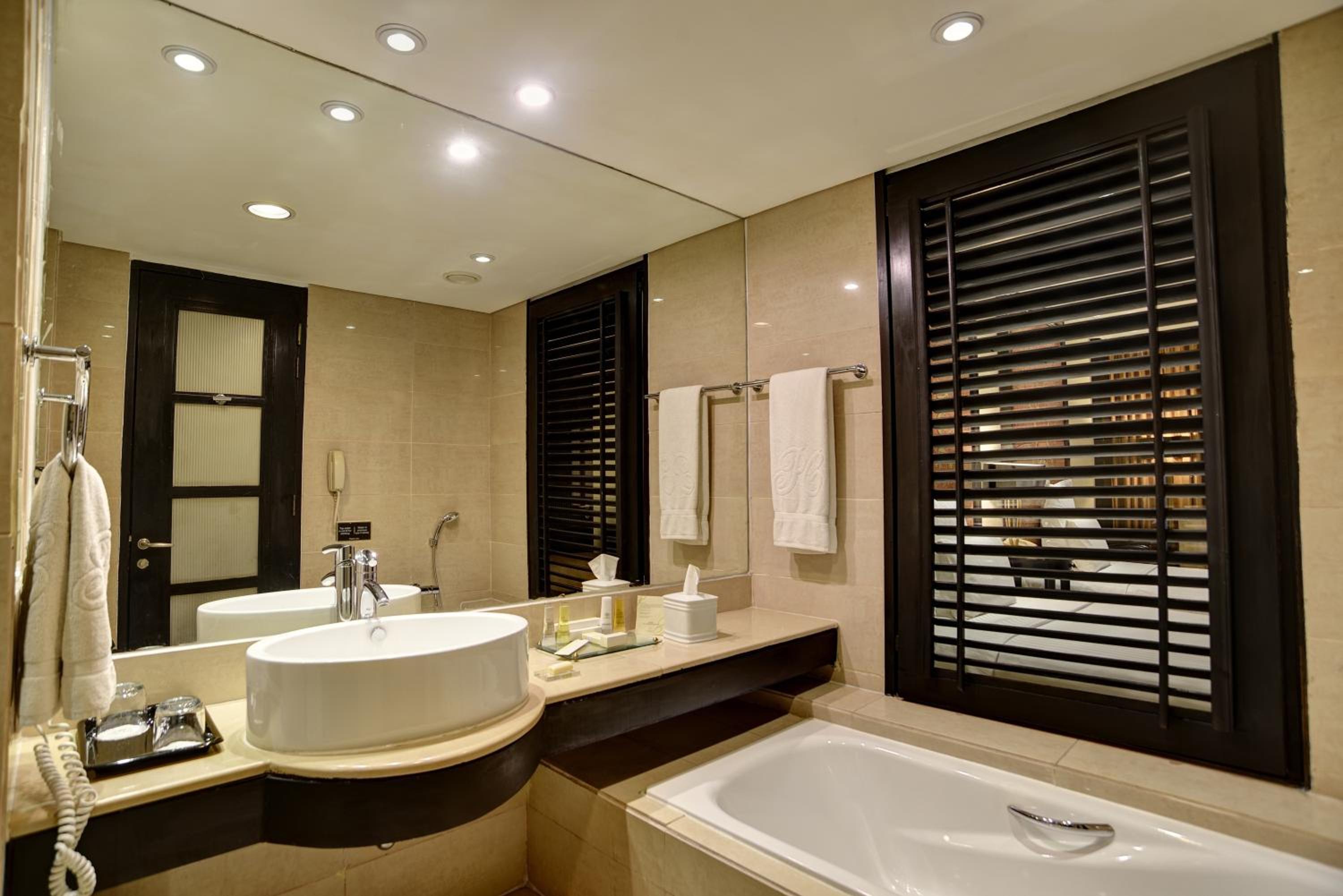 Executive Twin Room photo 3