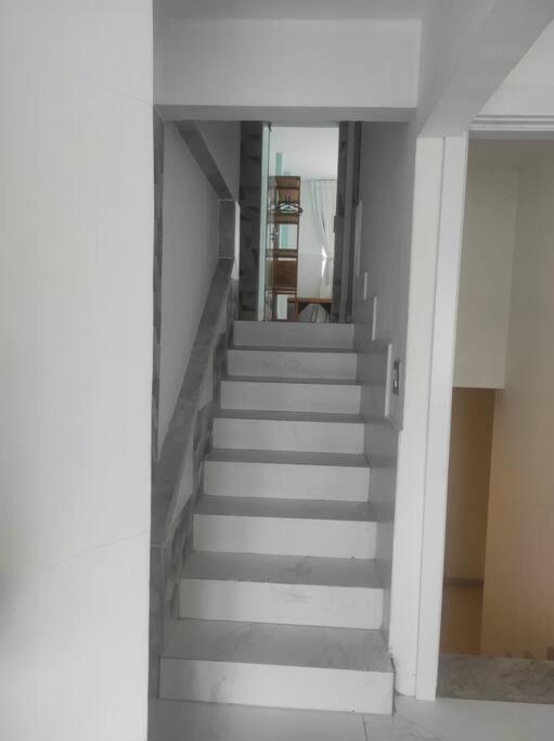 Three-Bedroom Apartment photo 2