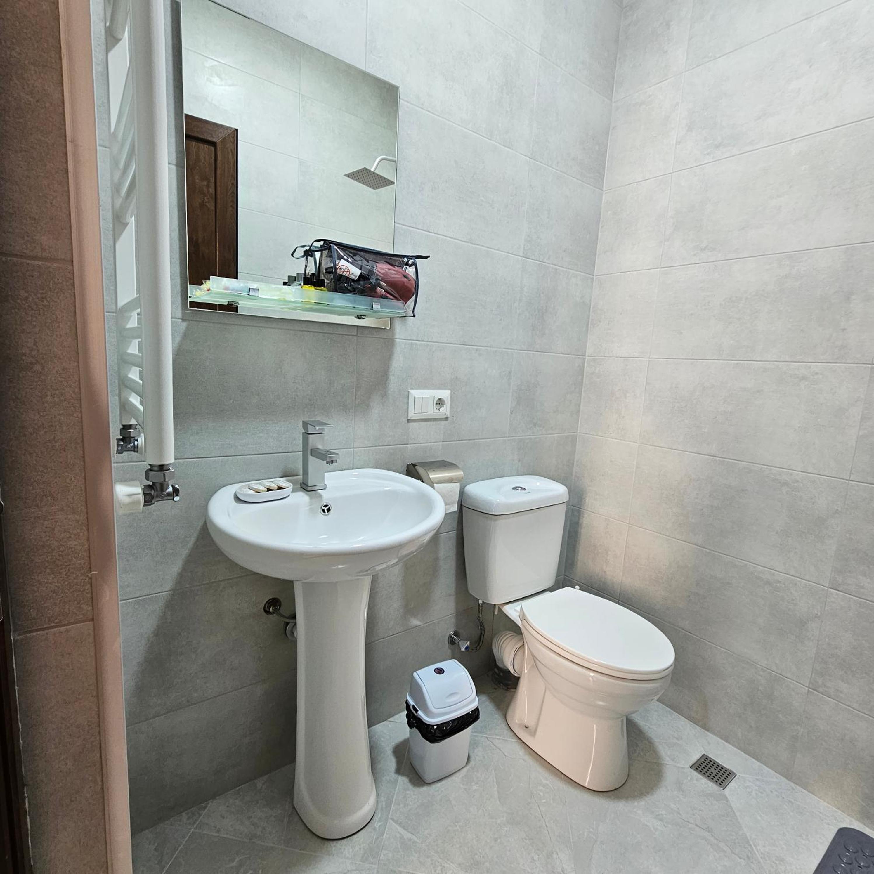 Luxury Quadruple Room - Photo 3