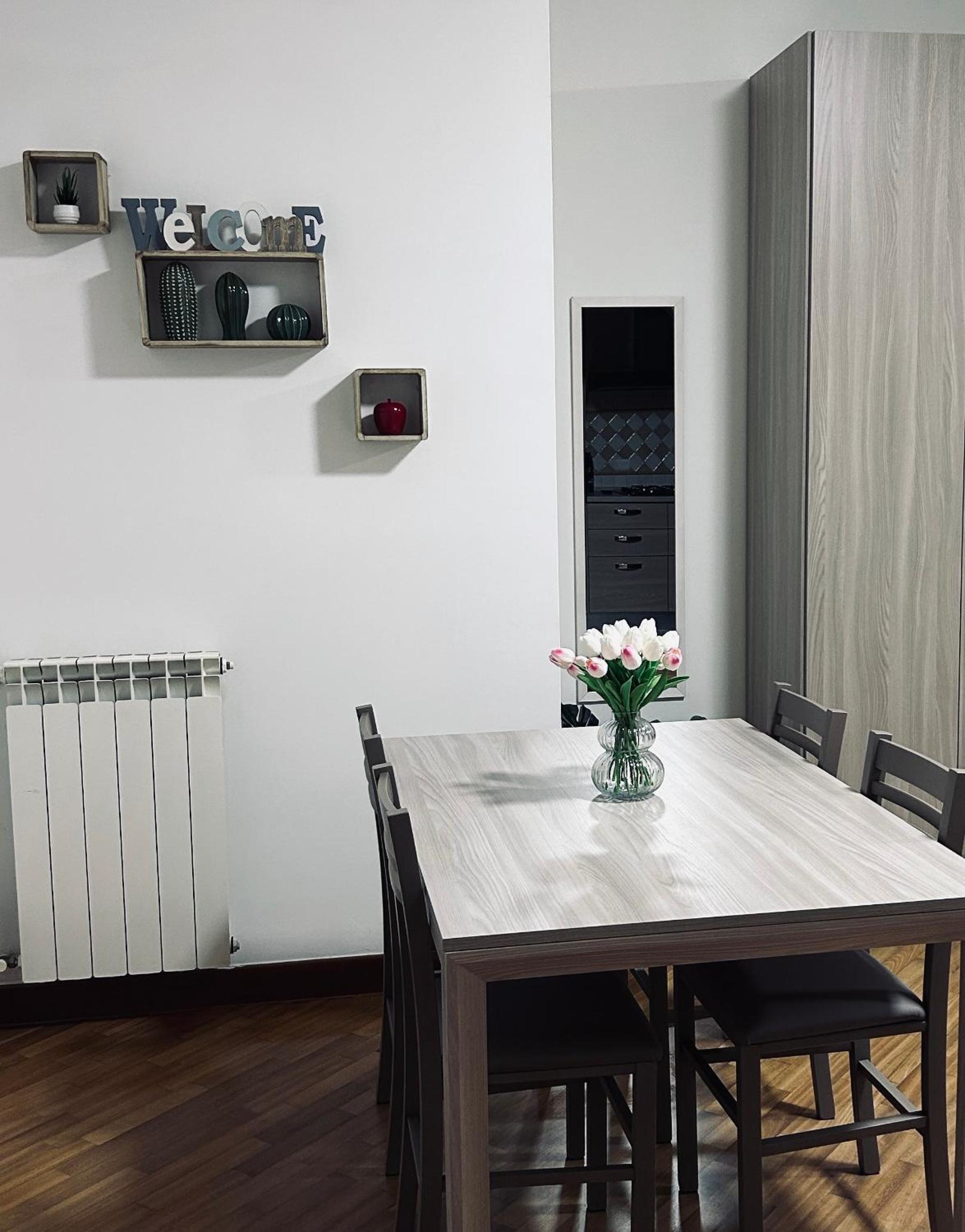 One-Bedroom Apartment photo 3