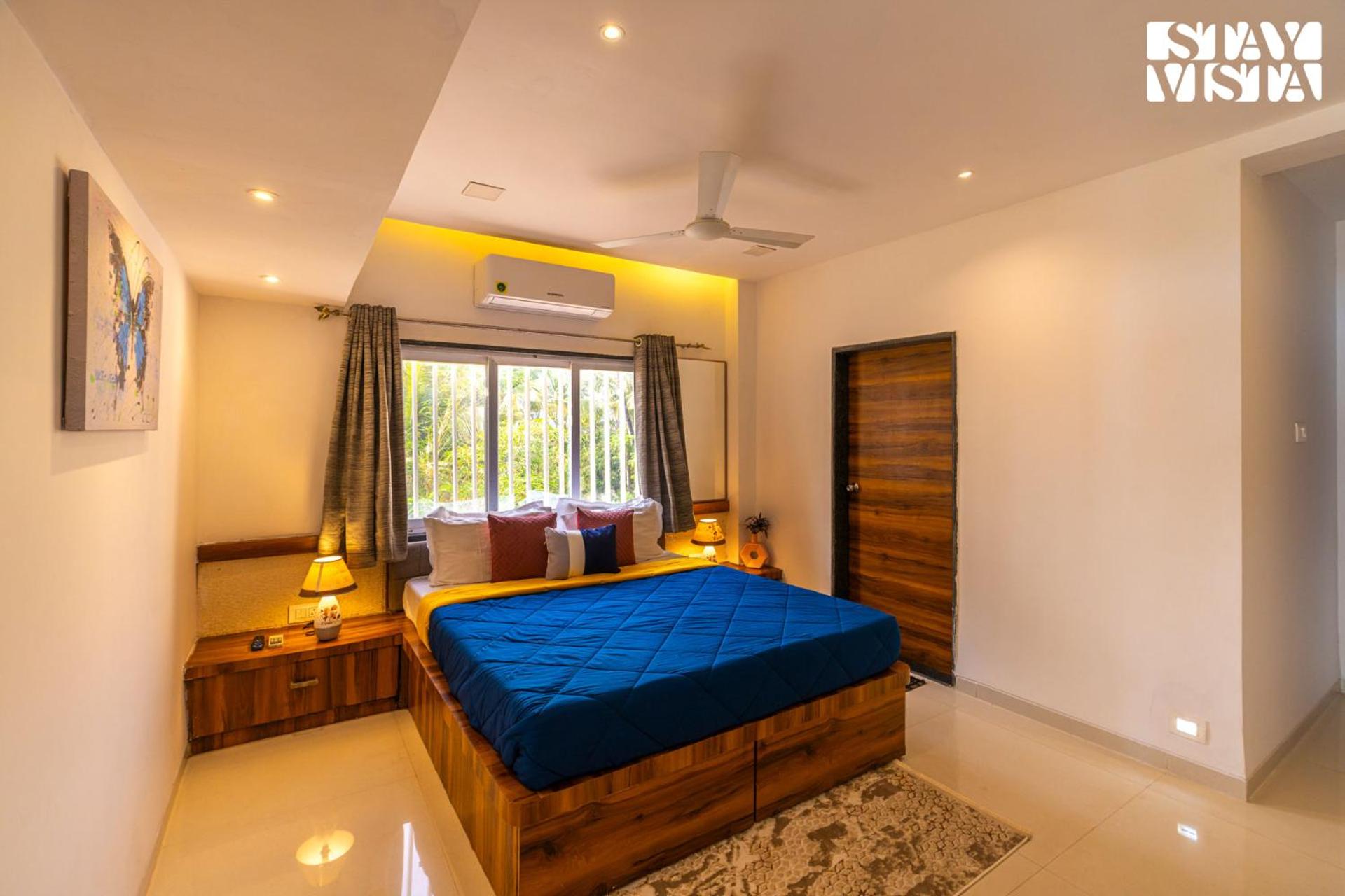 Villa photo 1