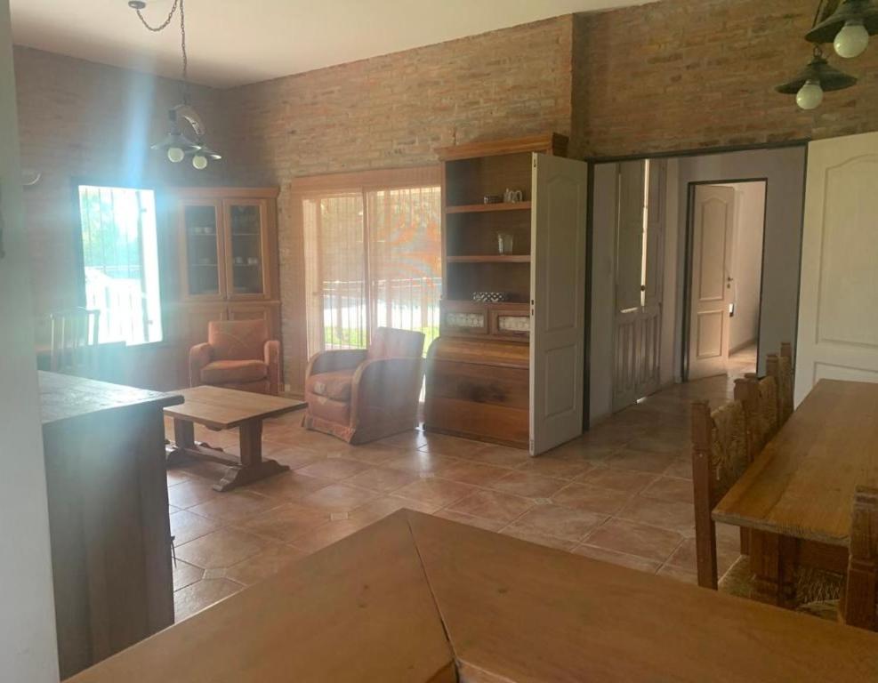 Four-Bedroom House photo 1