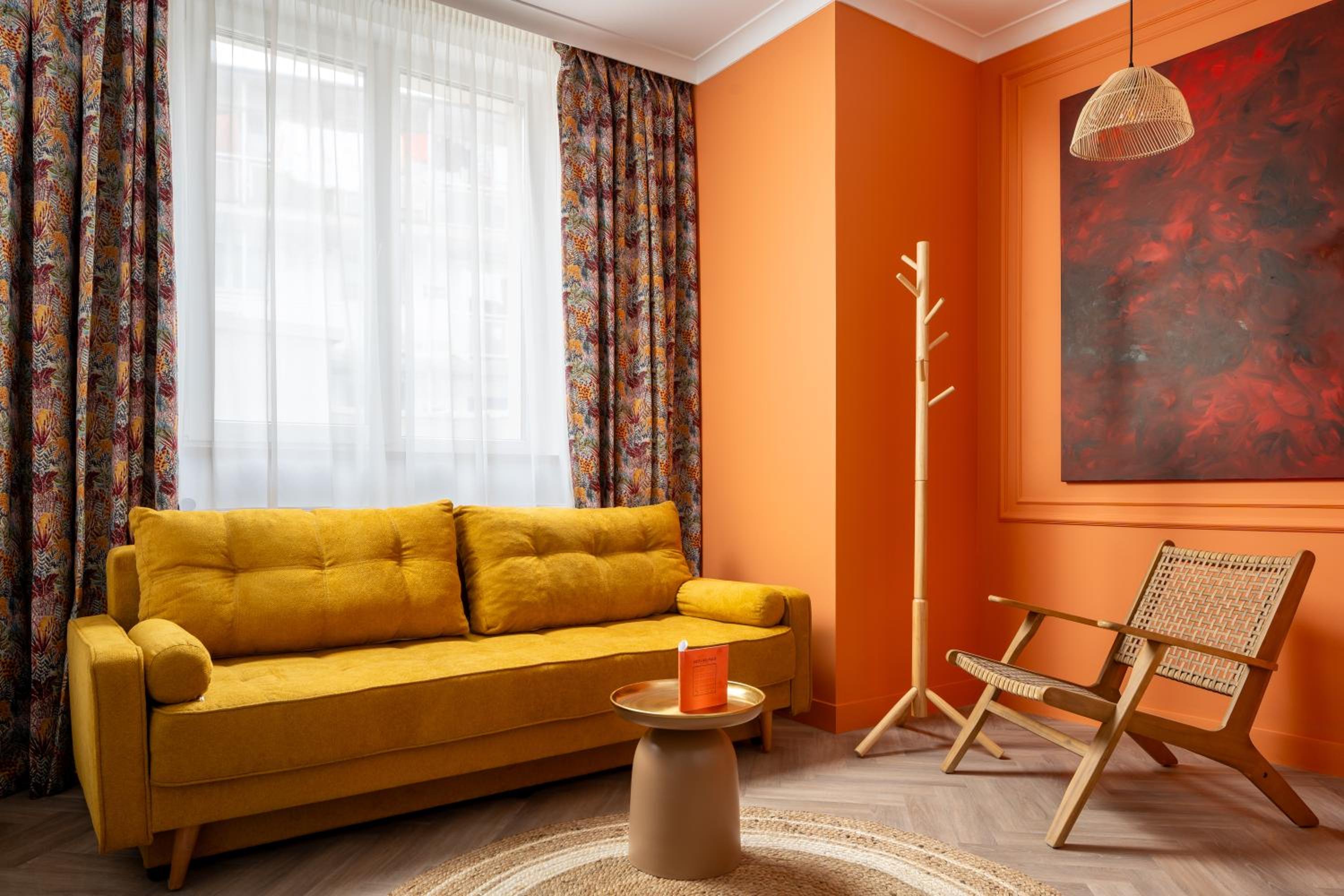 Deluxe Suite - Photo 8