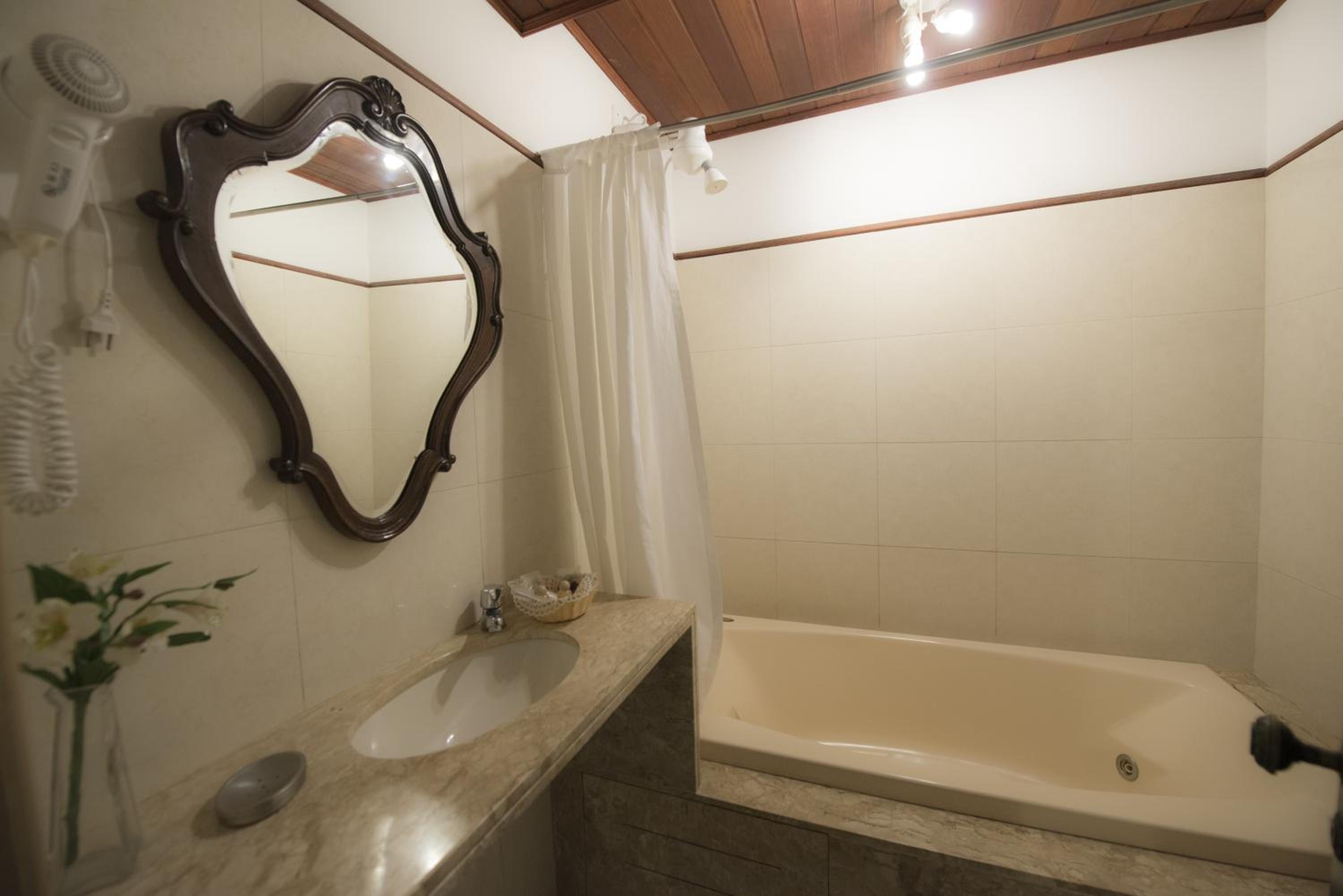 Suite with Balcony photo 2