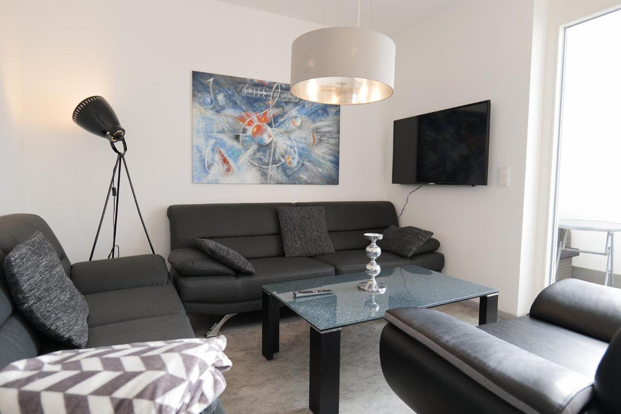 Apartment With Balcony photo 1