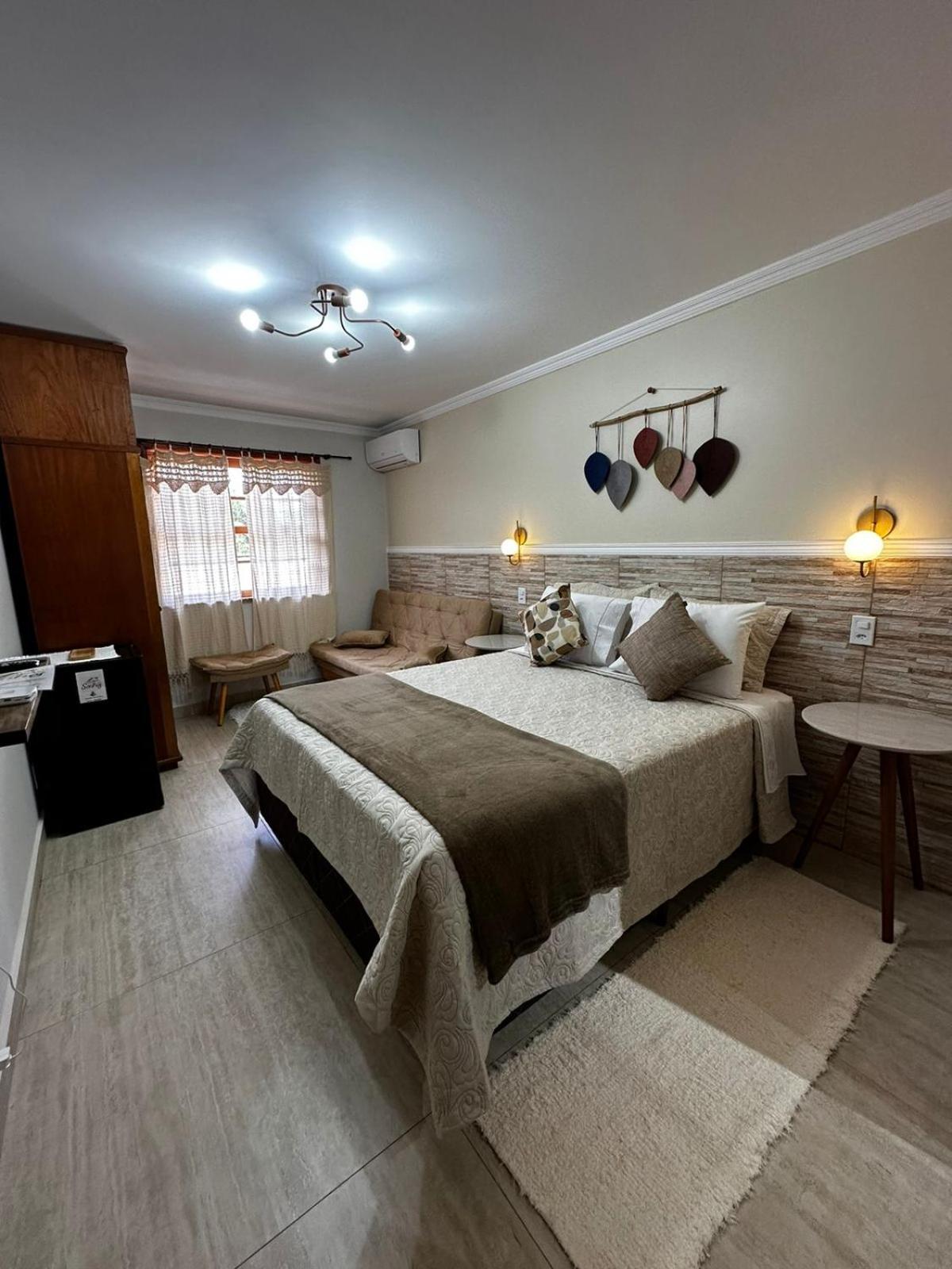 Queen Suite photo 1